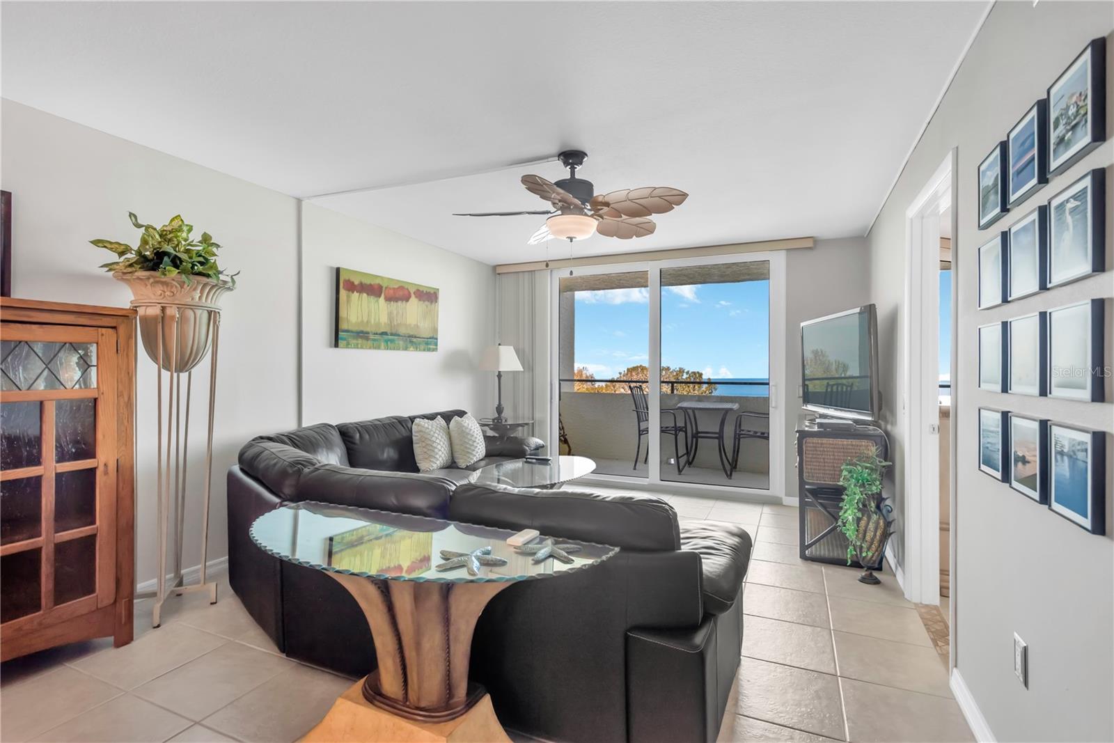 Kick back and relax with a good book or favorite TV program.  Casual elegance and comfort wrapped into one.