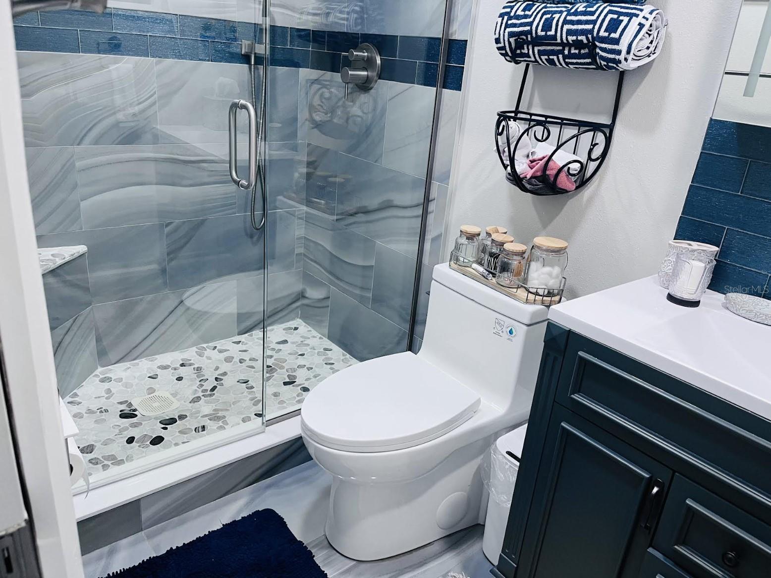 SECOND BATHROOM (2025)