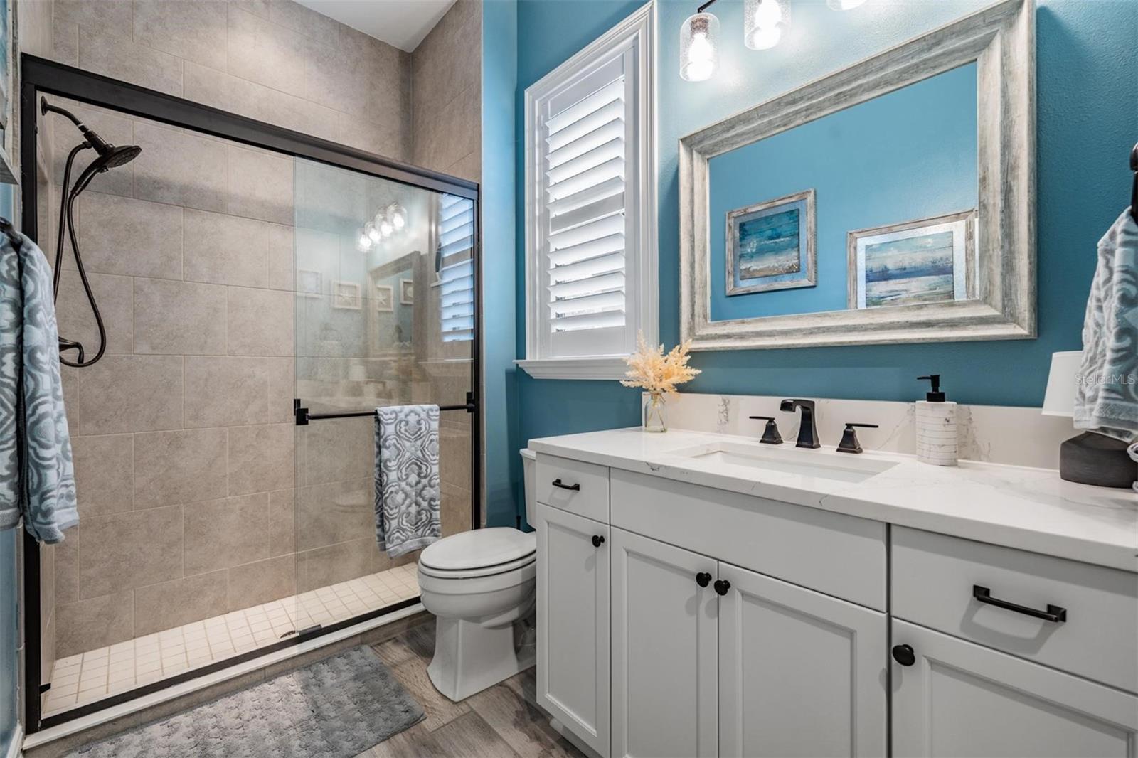 Downstairs guest bath