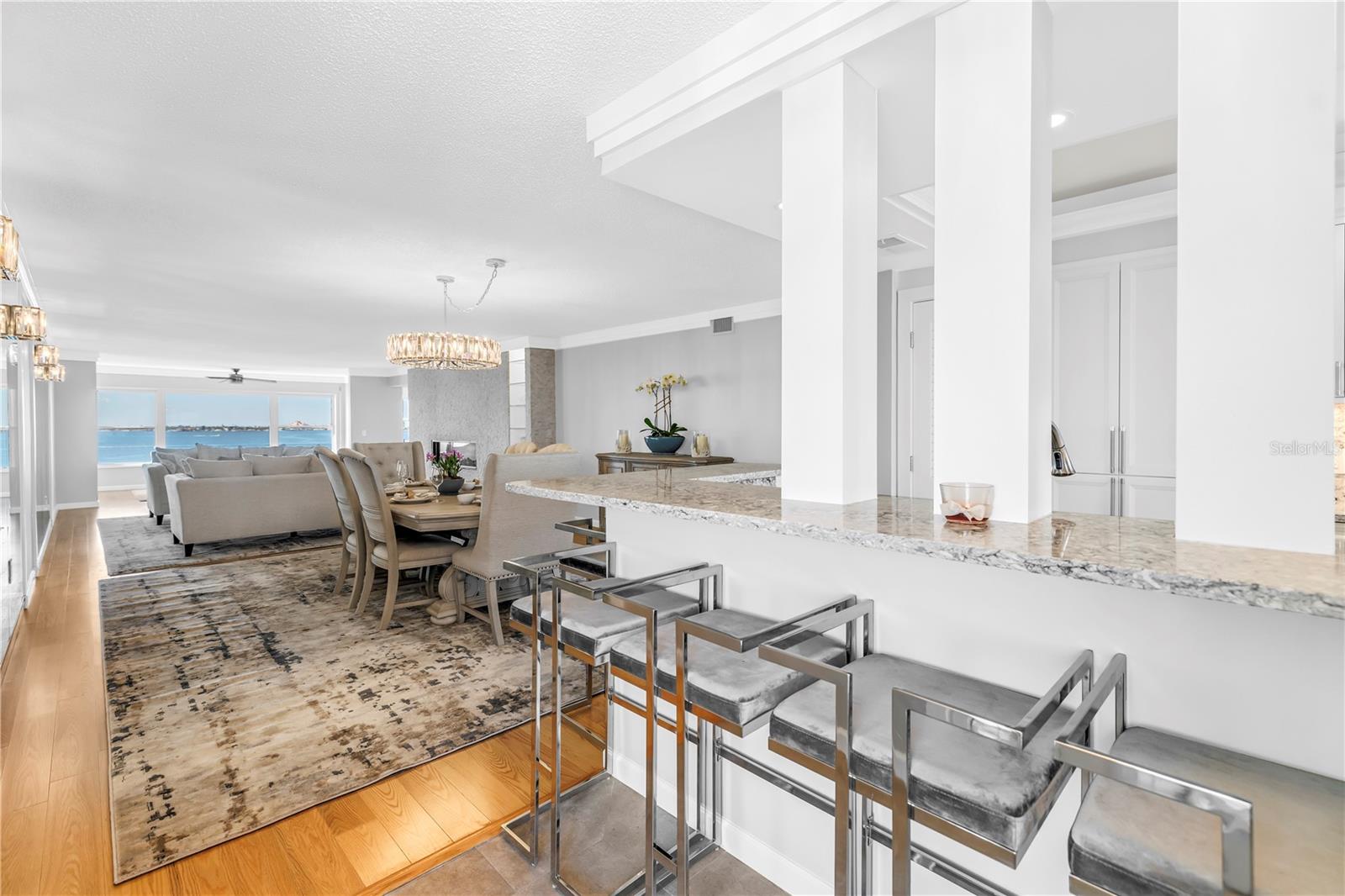 Walk in condo and there is  the Intracoastal waterway. Stunning views