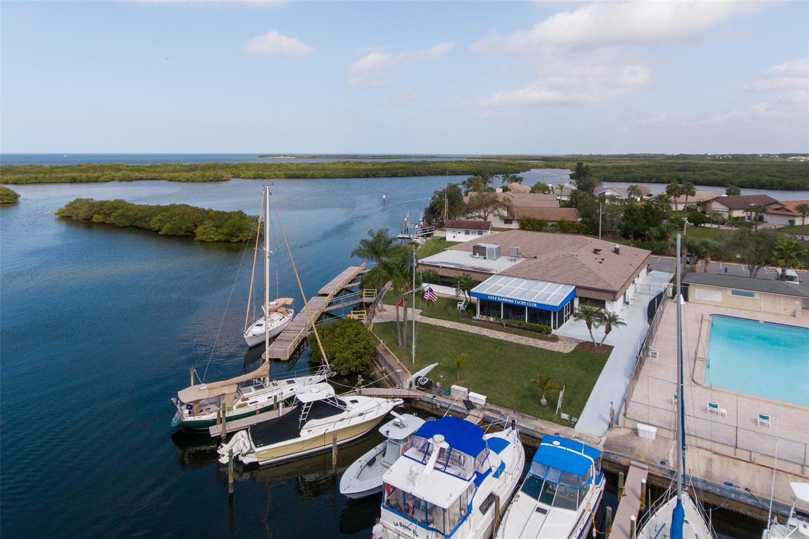 Gulf Harbors Yacht Club