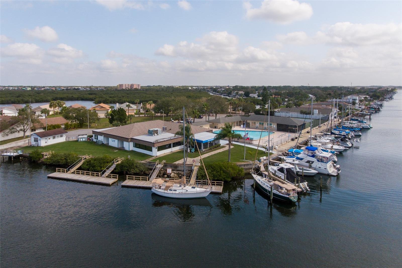 Gulf Harbors Yacht Club