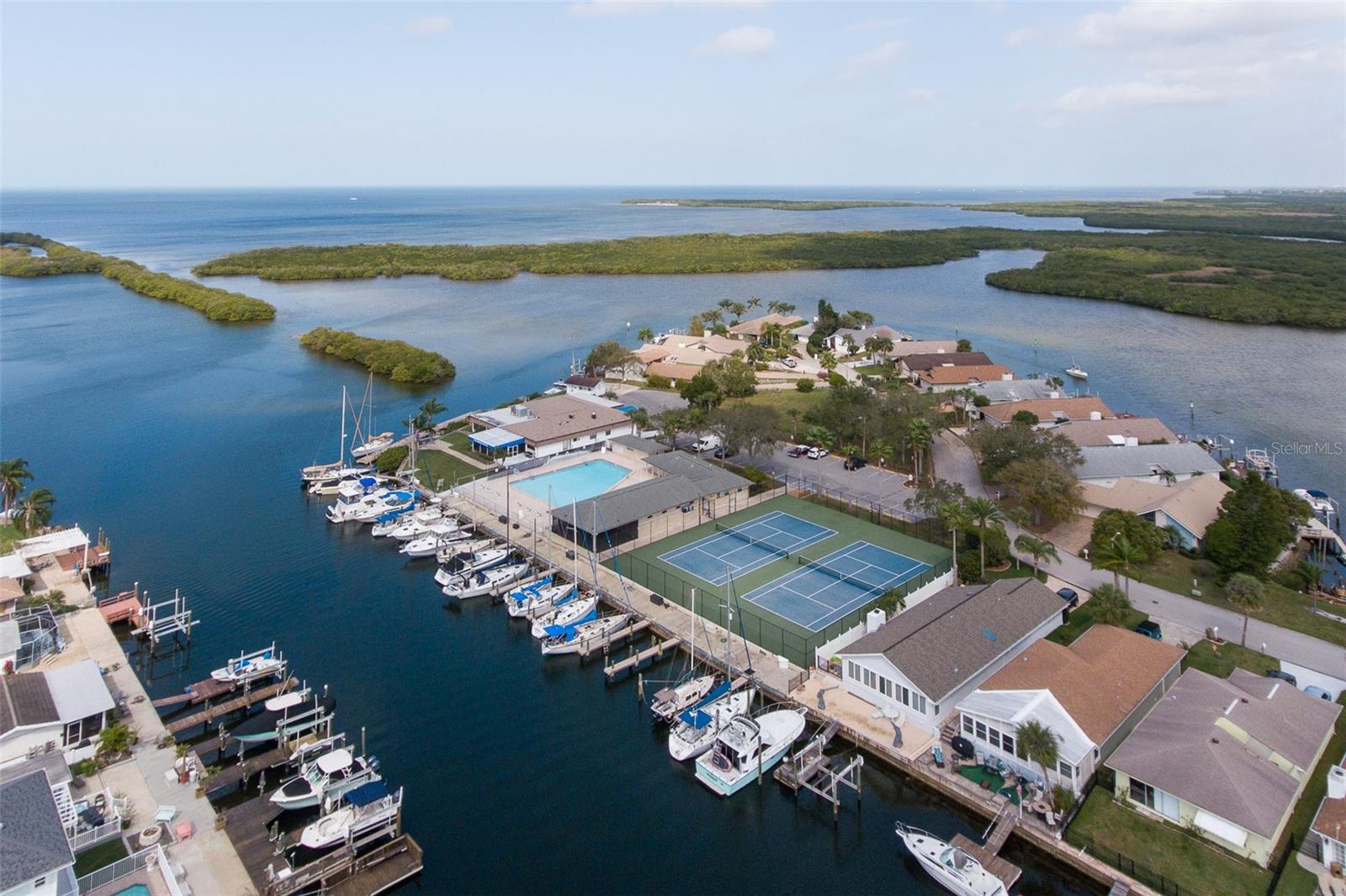 Gulf Harbors Yacht Club