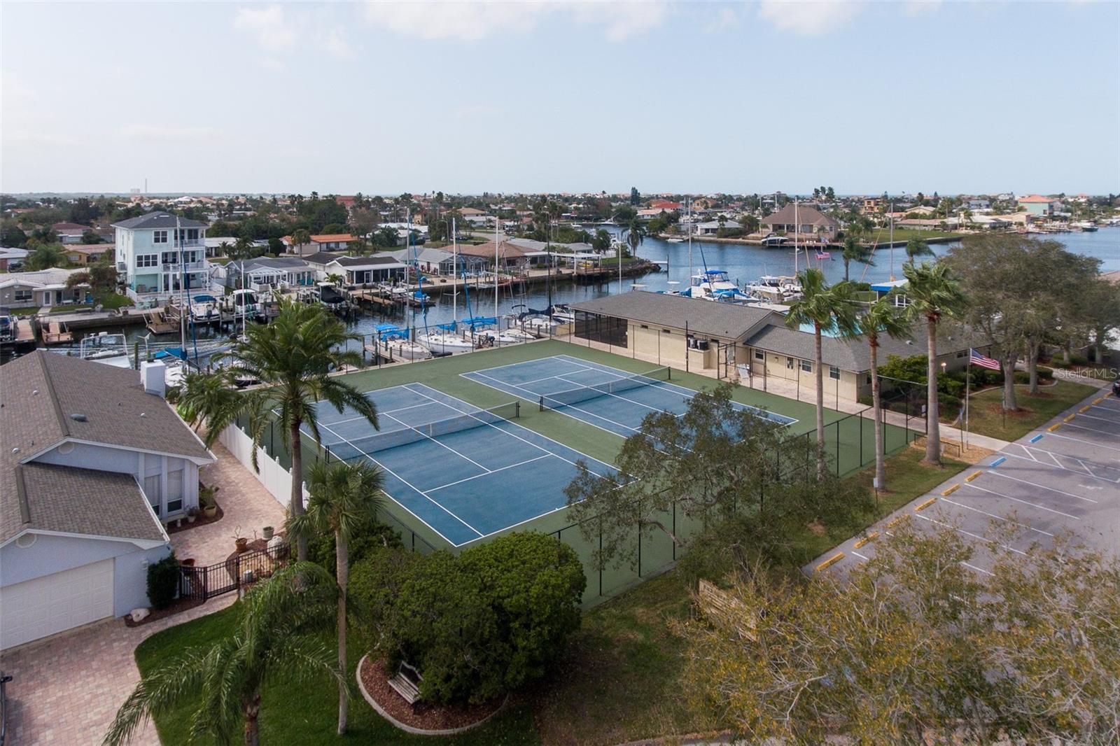 Gulf Harbors Yacht Club