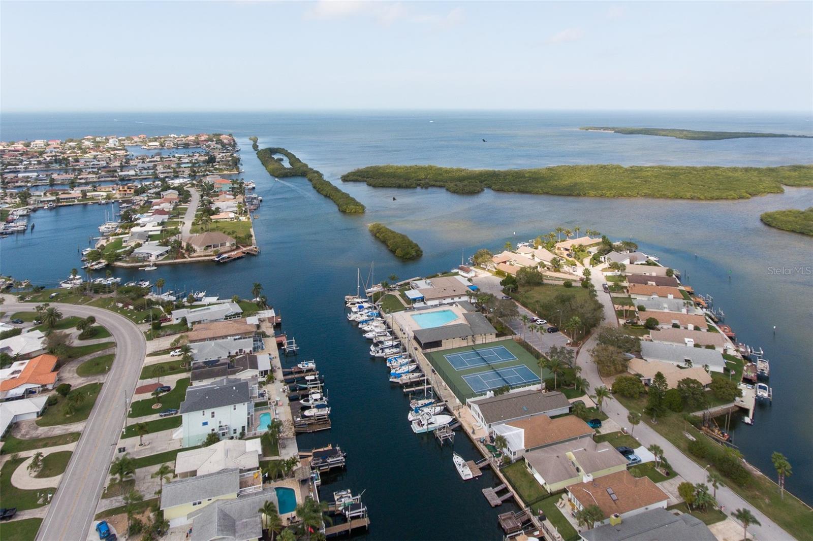 Gulf Harbors Yacht Club