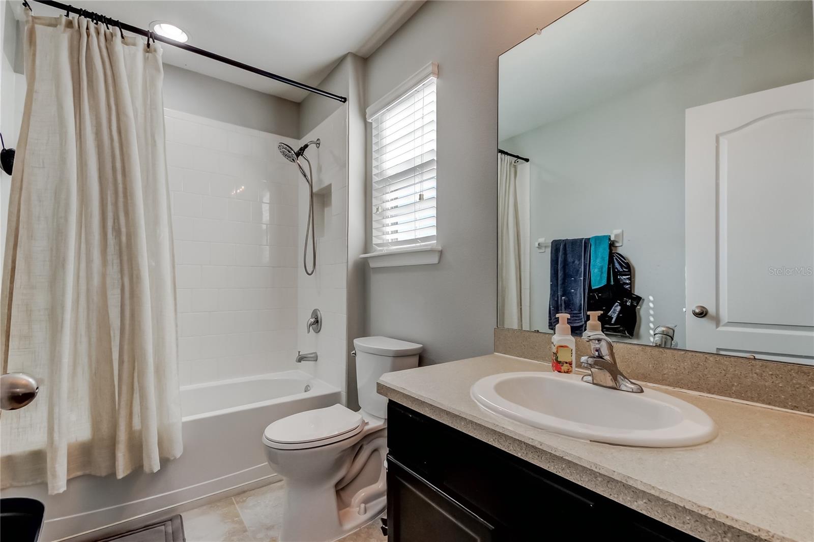 2nd Floor Junior Suite/ ensuite