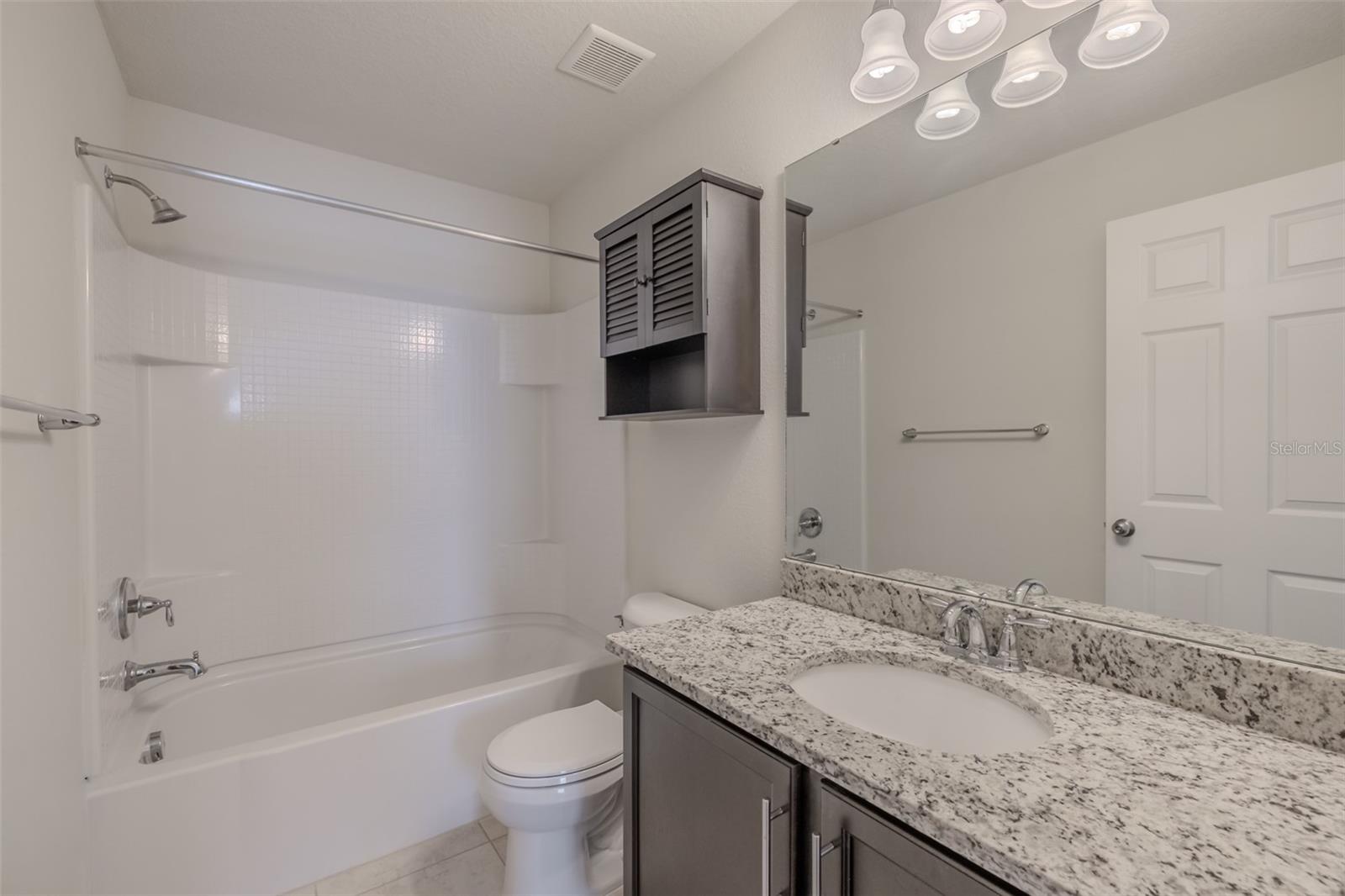 4734 WHITE SANDERLING CT