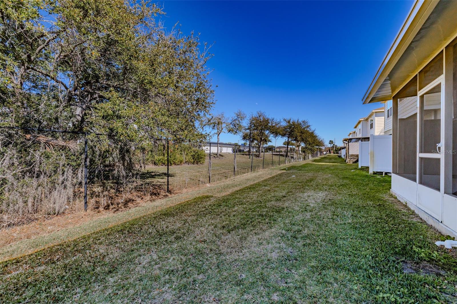 4734 WHITE SANDERLING CT