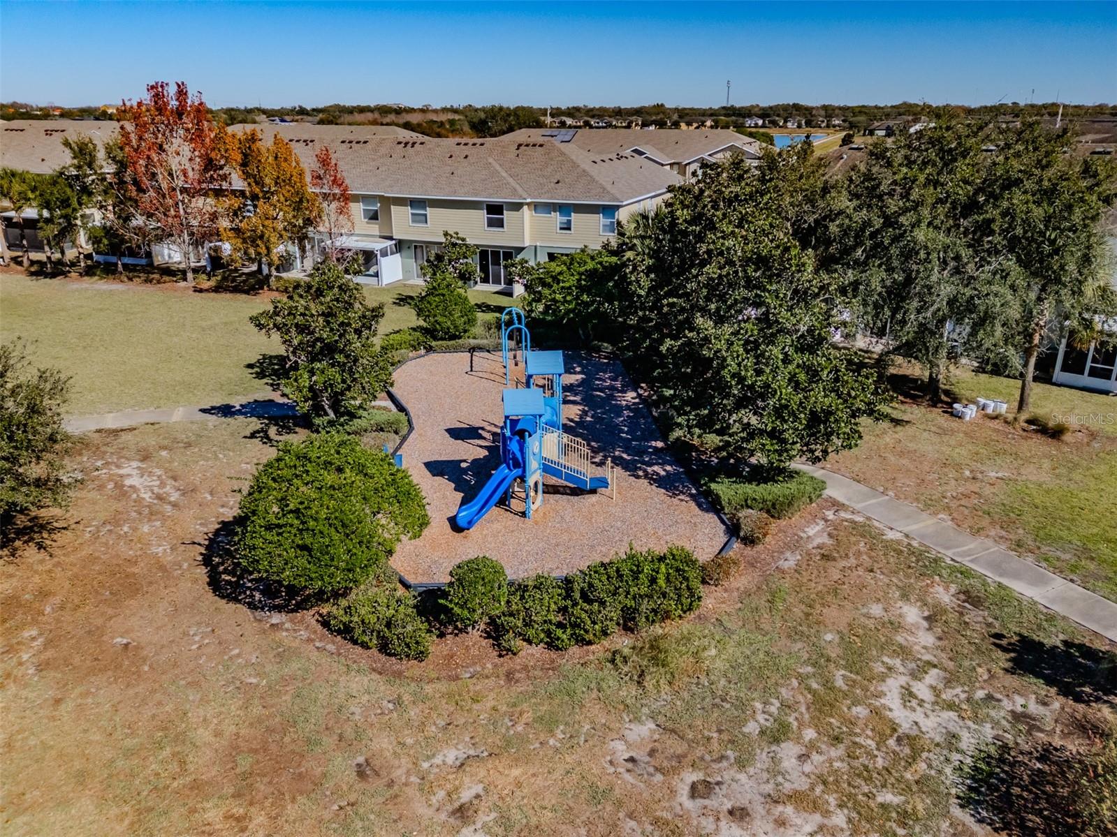 4734 WHITE SANDERLING CT