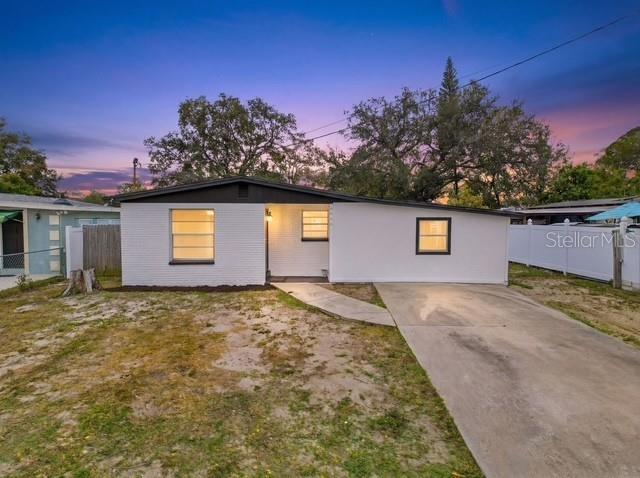 Front of home W Chelsea St