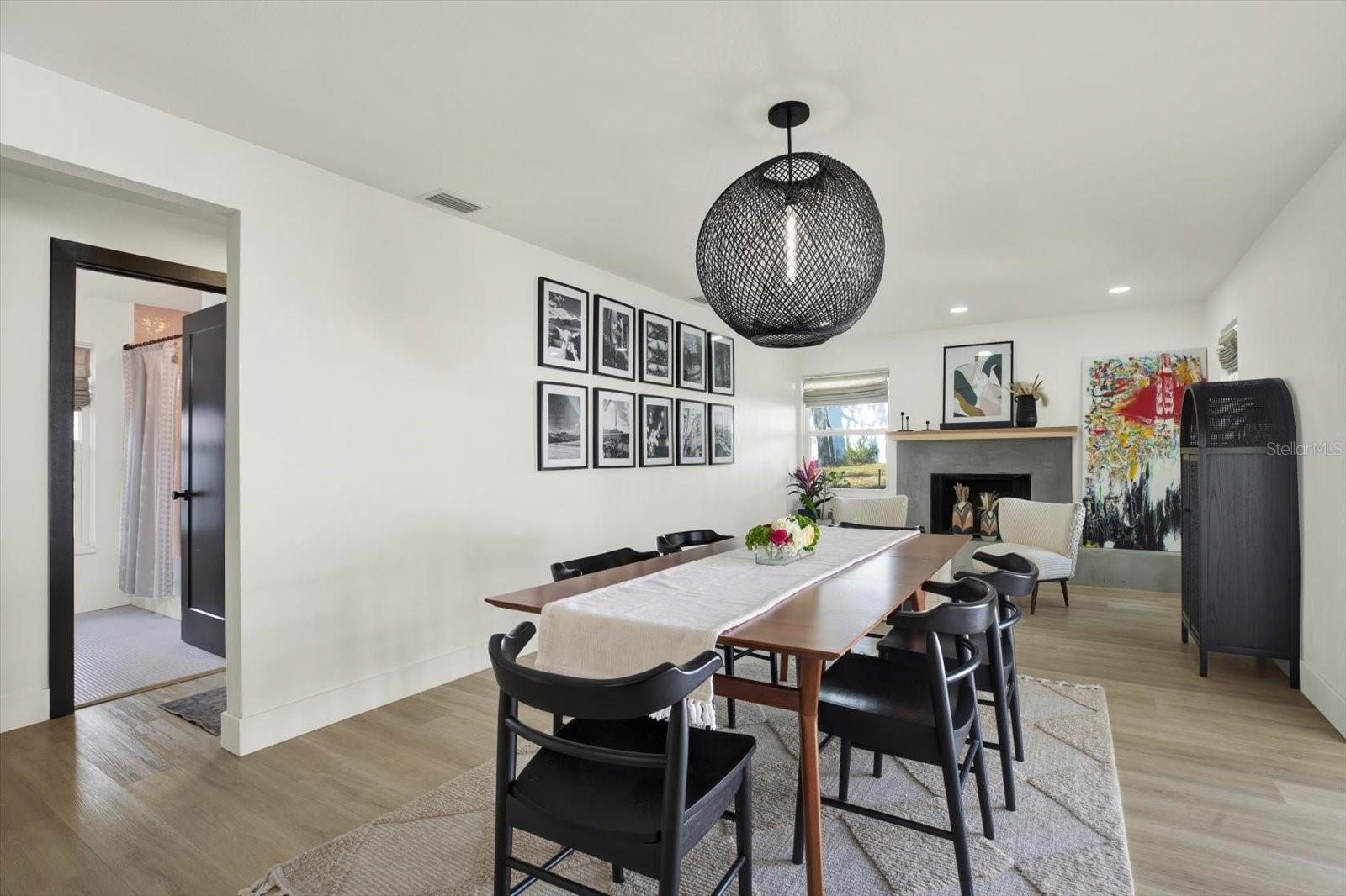 Living or dining area