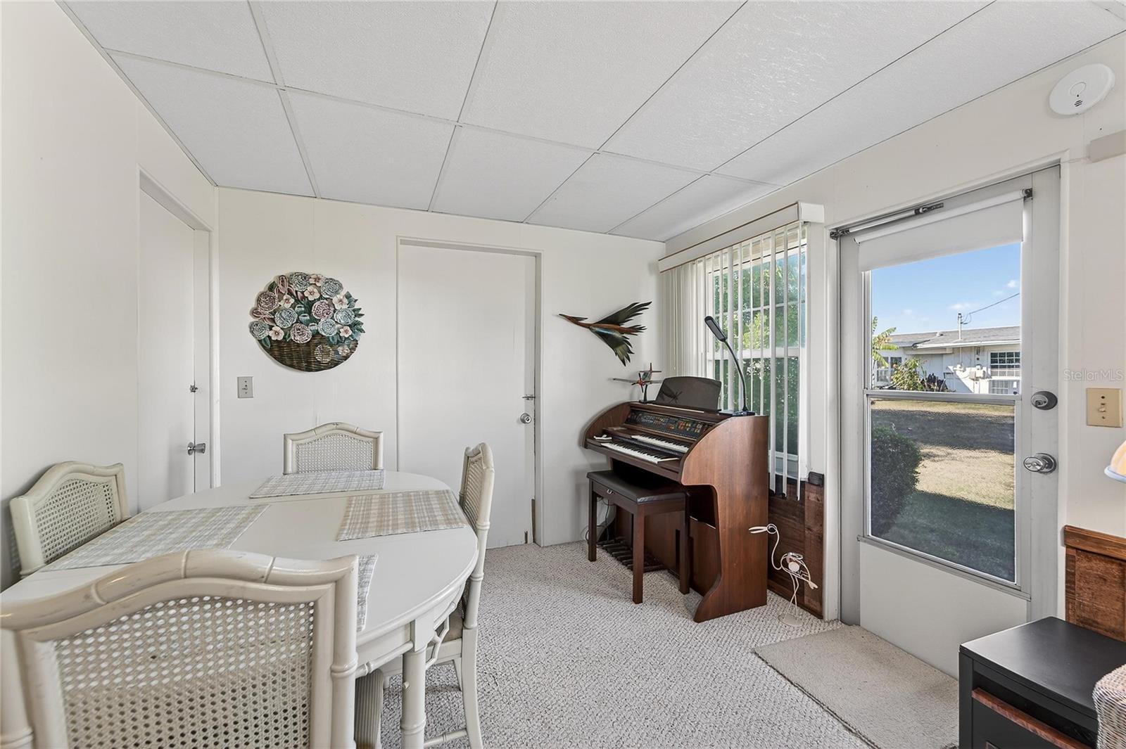 TB8469834 - access to laundry