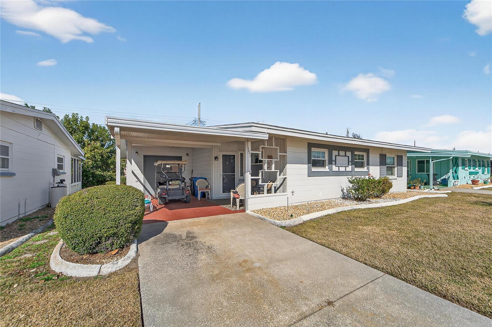 TB8469834 - carport & porch