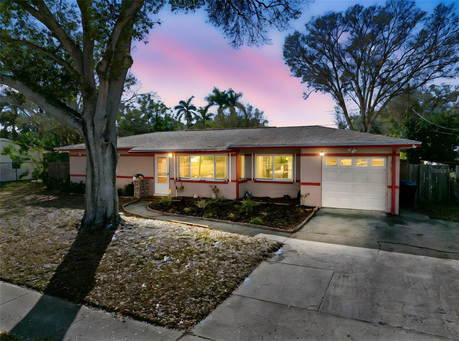 6800 16th St N, St Petersburg.