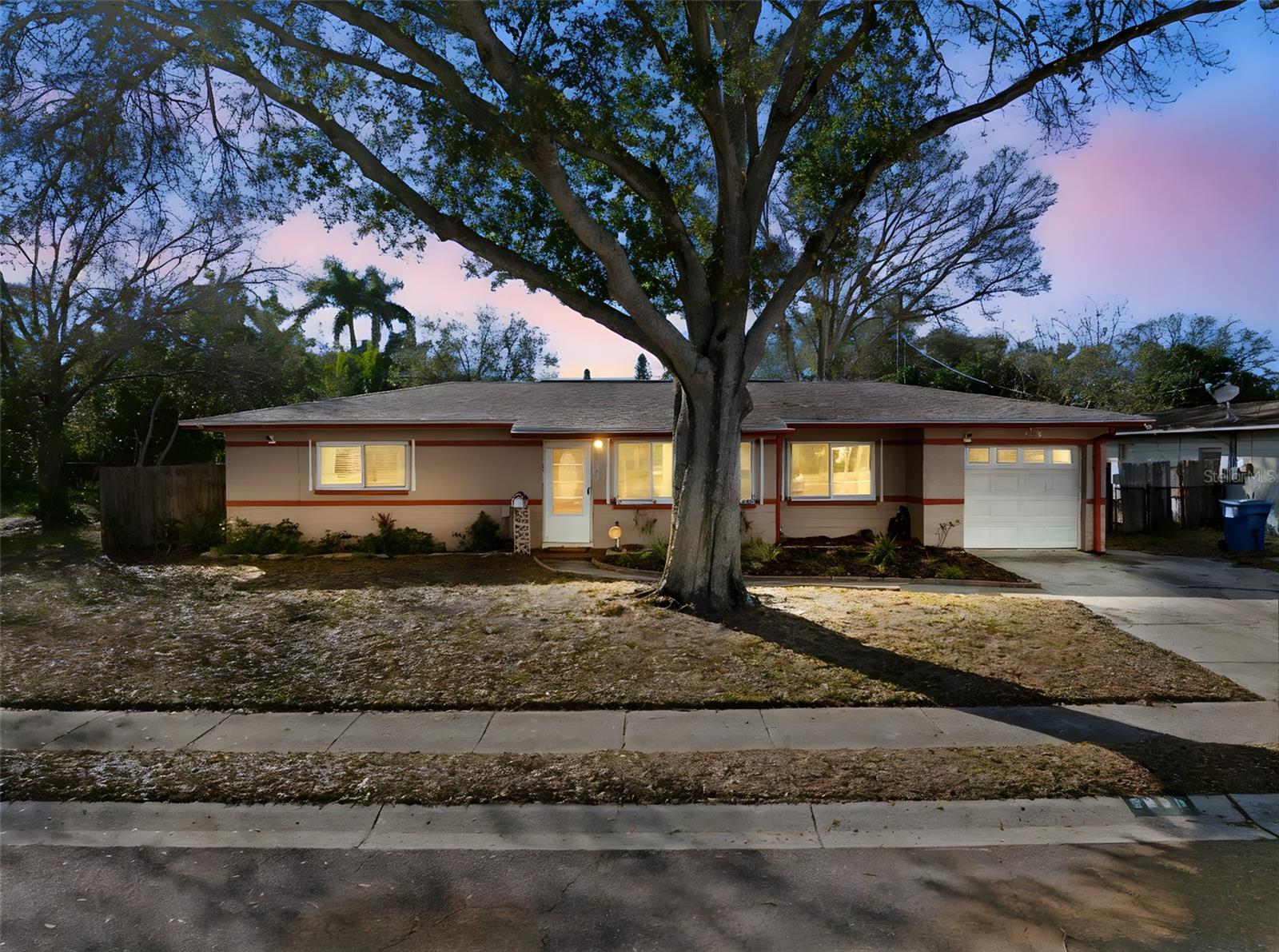 6800 16th St N, St Petersburg.