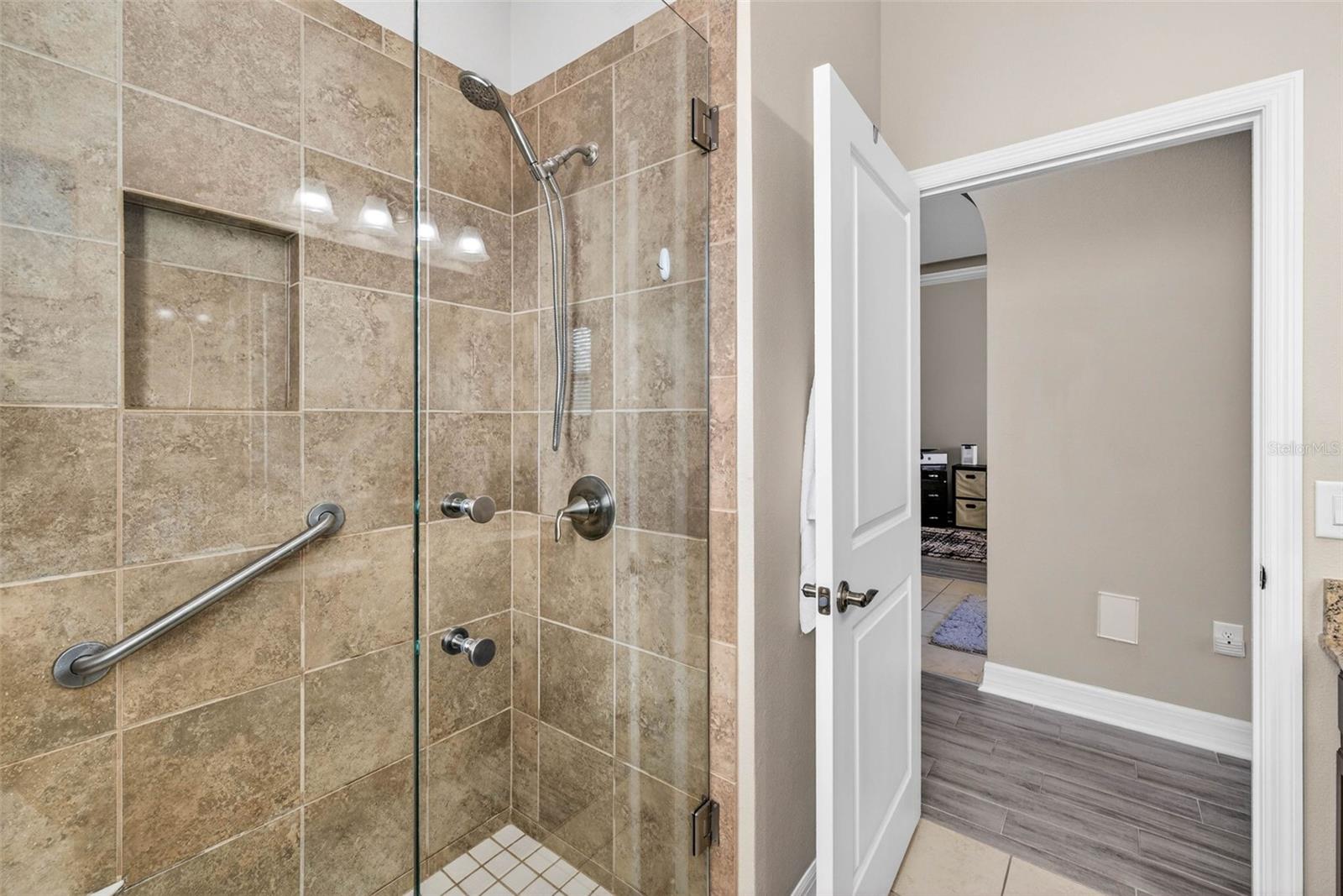 Bathroom 2 by Bedrooms 2 & 3.