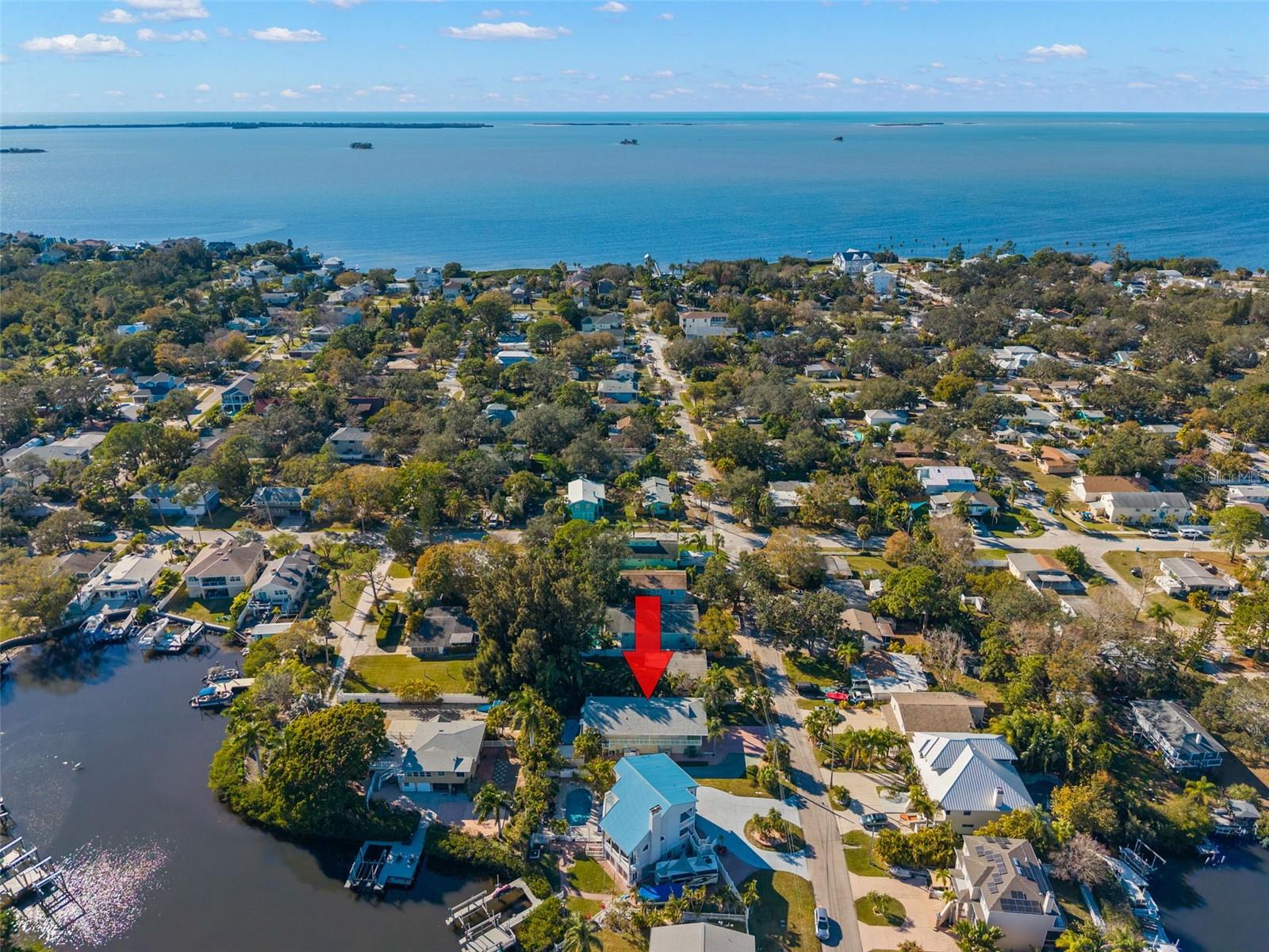 2 blocks to the Gulf