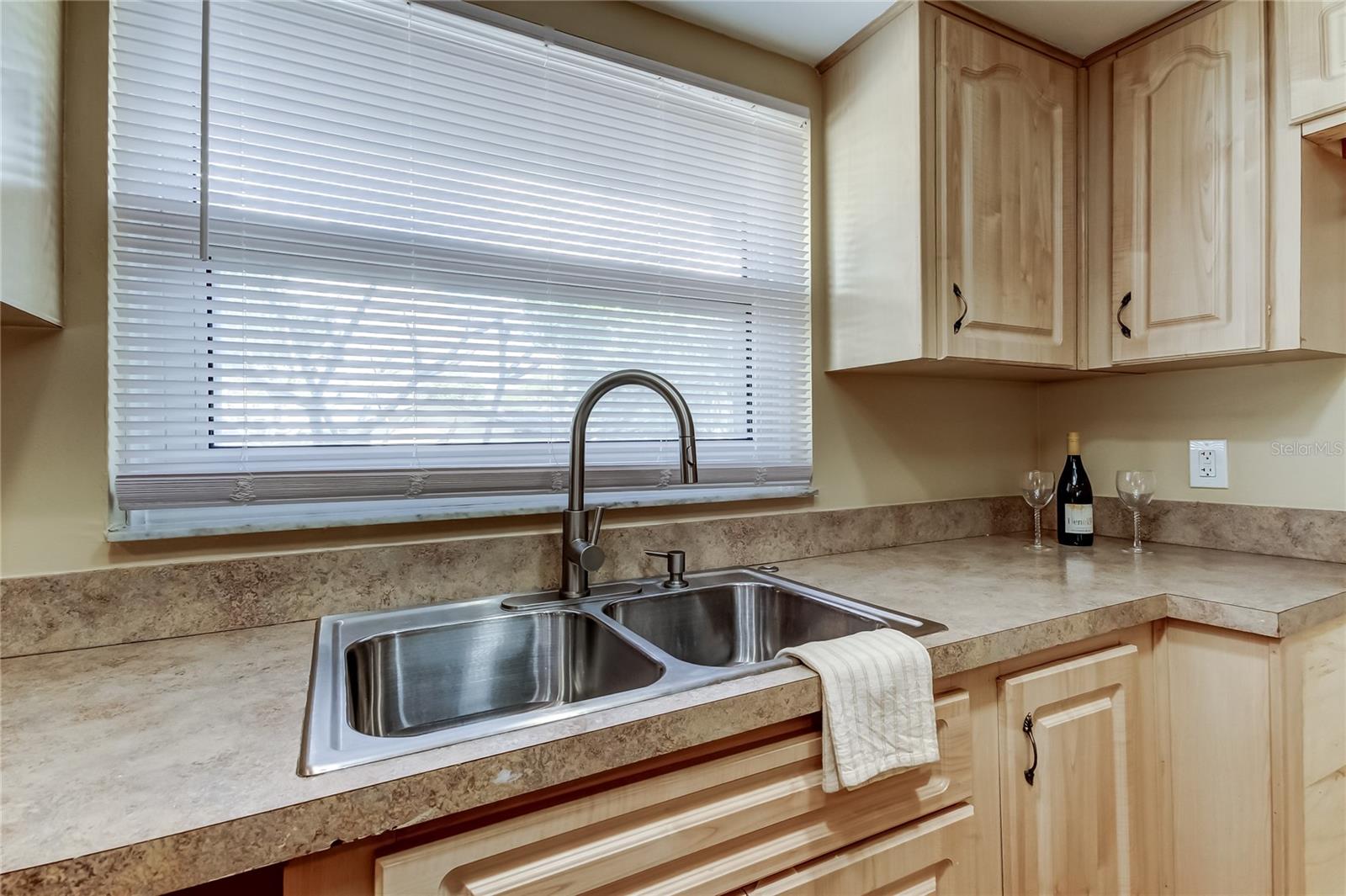 39. Lots of Natural Lighting with an Eastward Facing Highly Desirable Kitchen Sink Window!