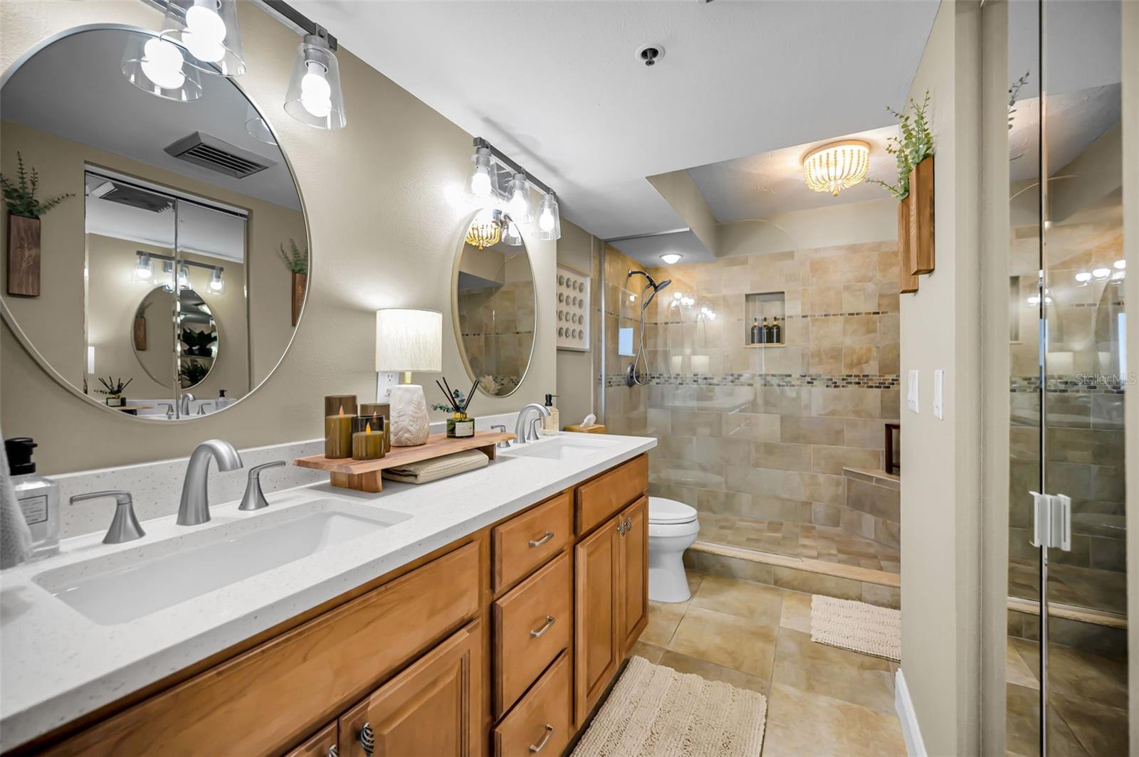 Spa-like Primary Bathroom with Custom shower & tub combination