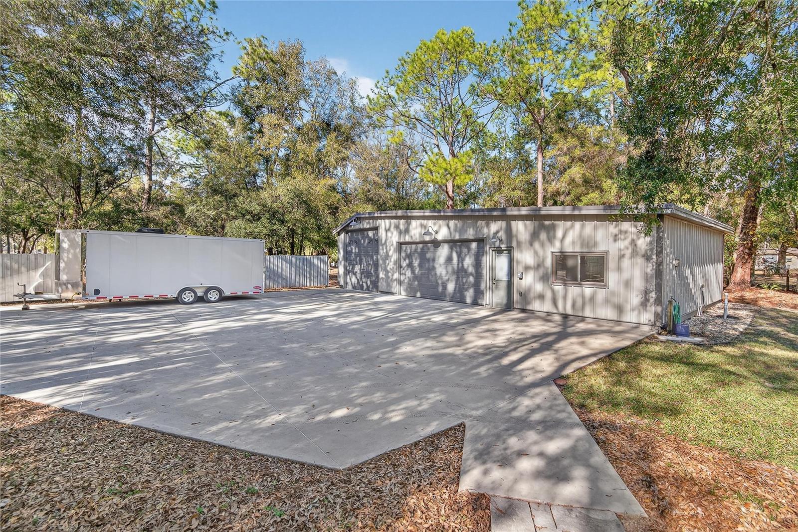 30' x 50' detached garage and apartment