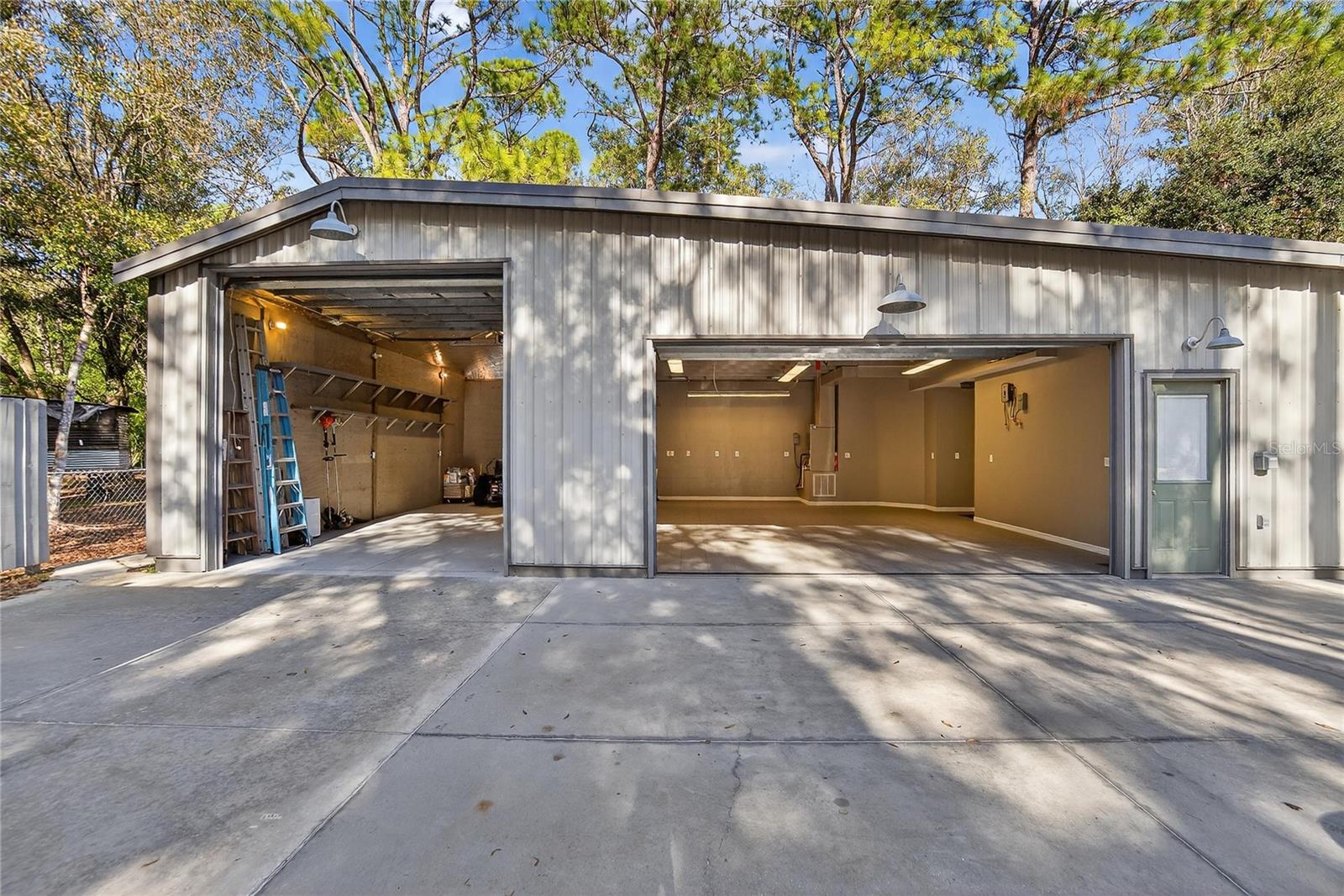 30' x 50' detached garage and apartment