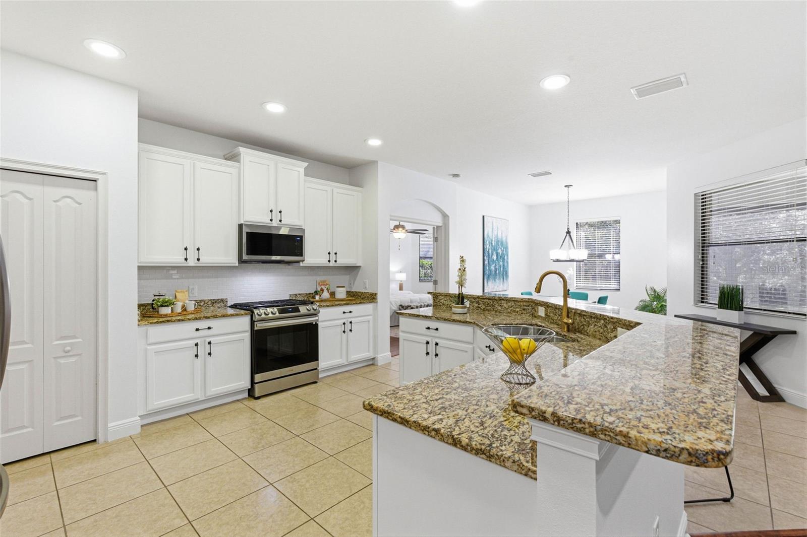 Kitchen-Recessed Lighting