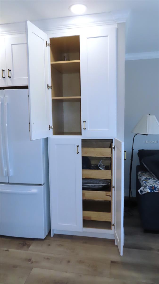 Abundant Kitchen Storage