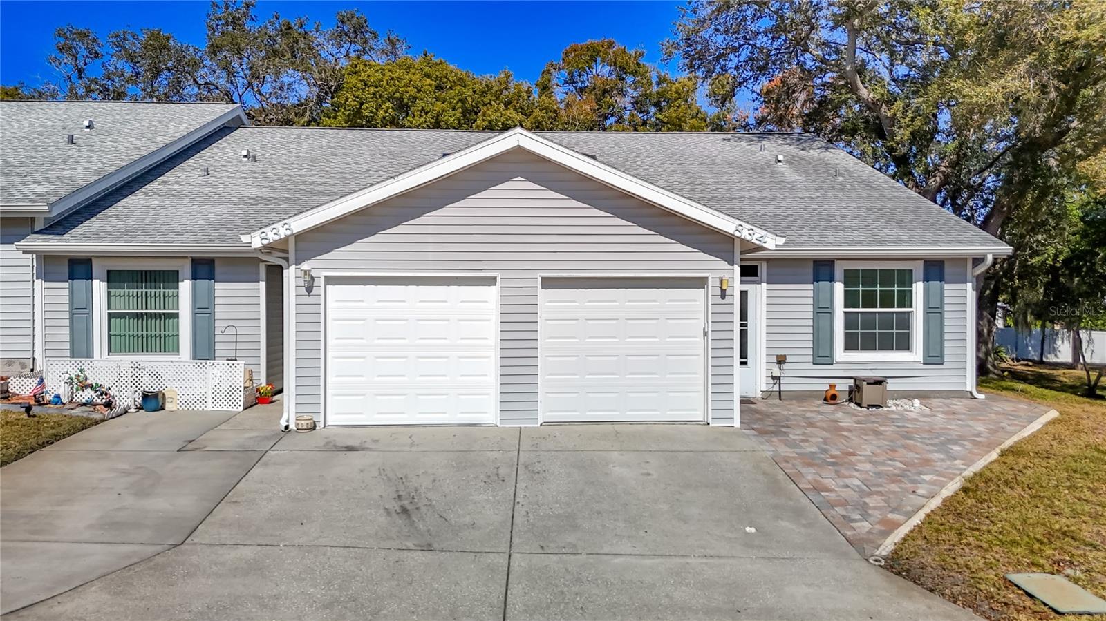 End Unit Right Sie!!! With Pavers around the side and back patio!!!!