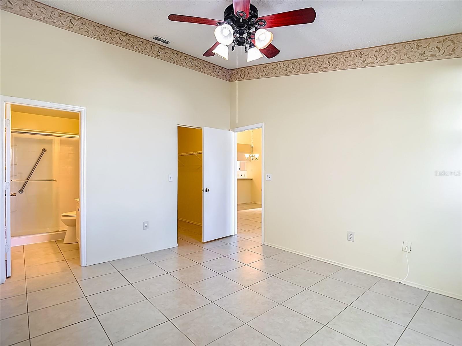 Ceiling fan in Primary Bedroom!