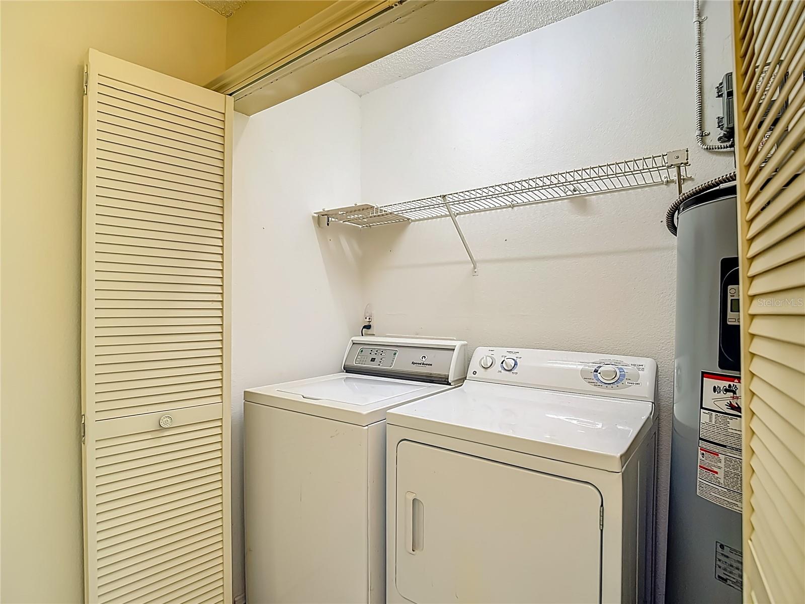 Washer and Dryer included!