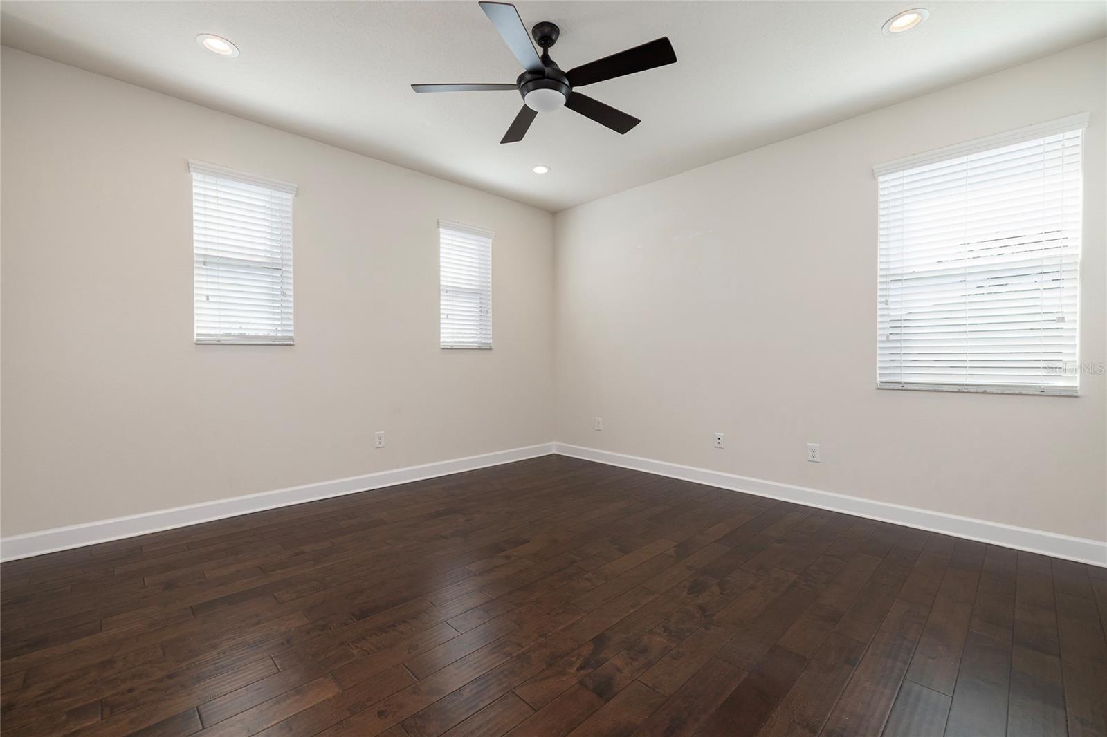Upstairs loft with gorgeous wood flooring