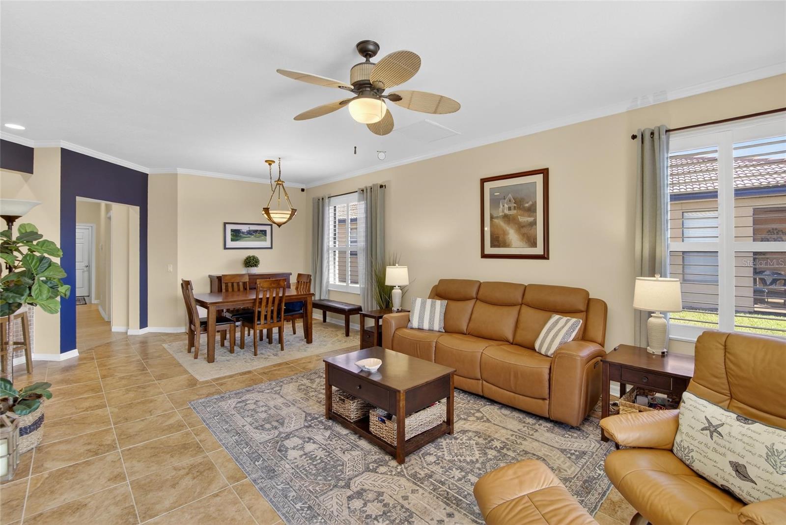 Living Room/Dinning Room