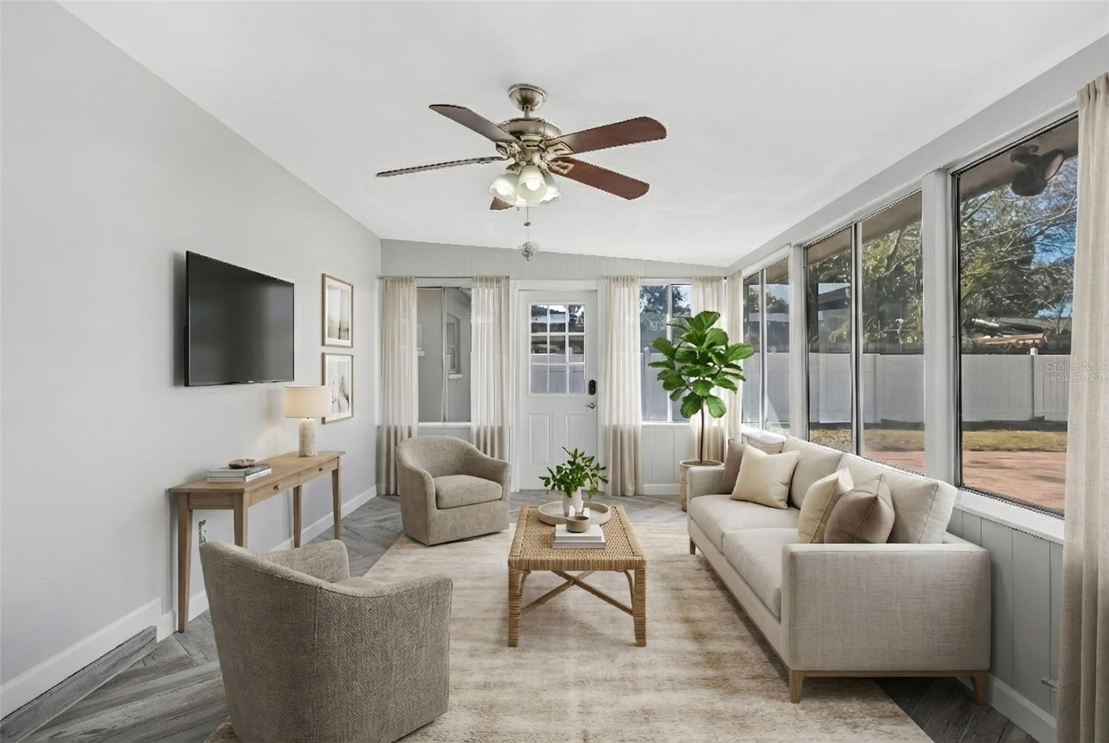 FL Room Virtually Staged