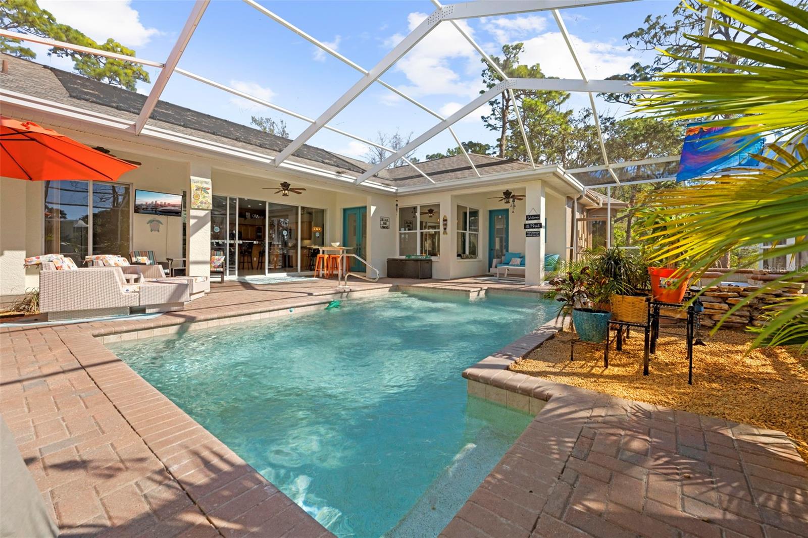 ... or afternoon cocktails...