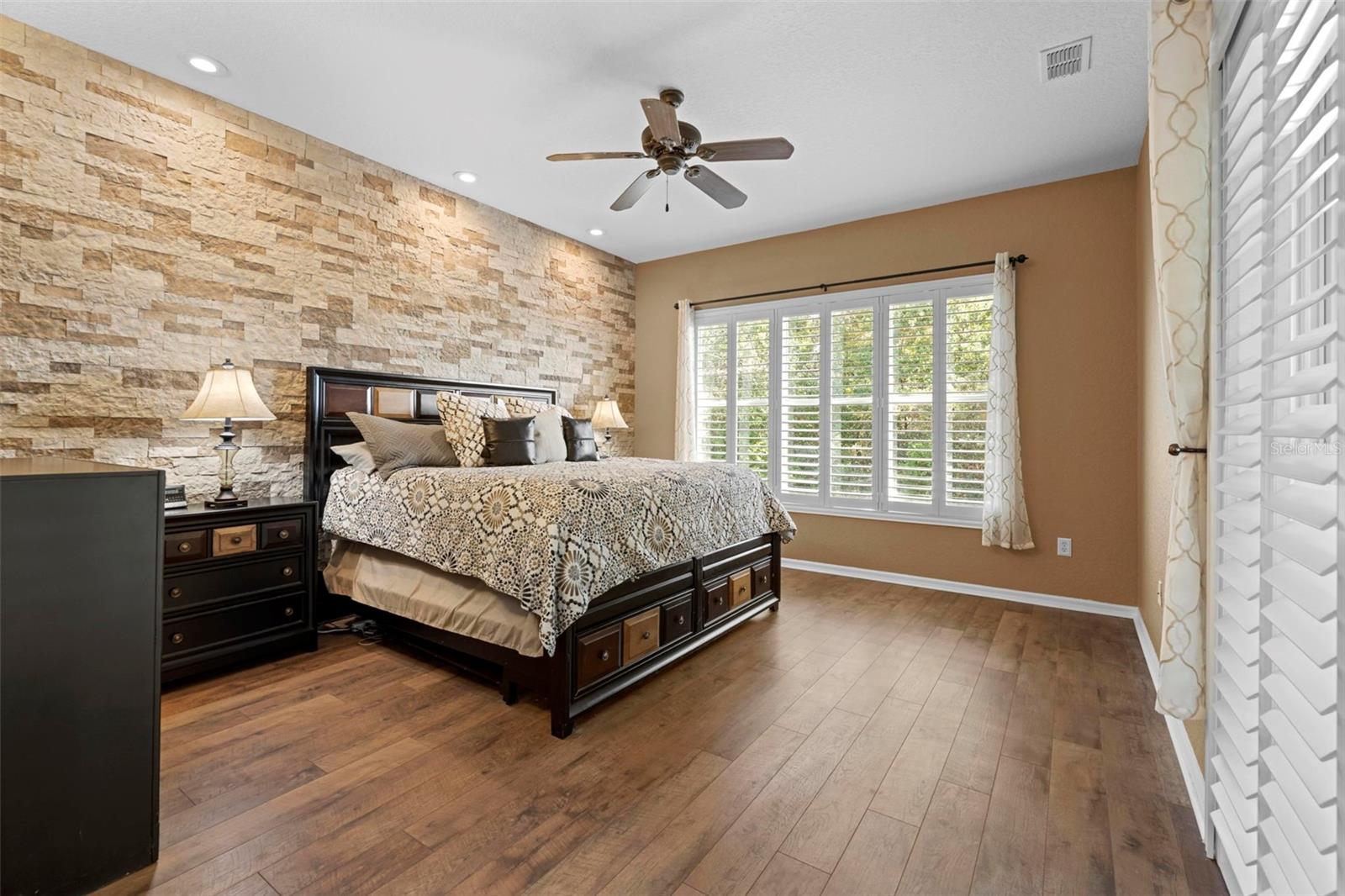 Large primary bedroom