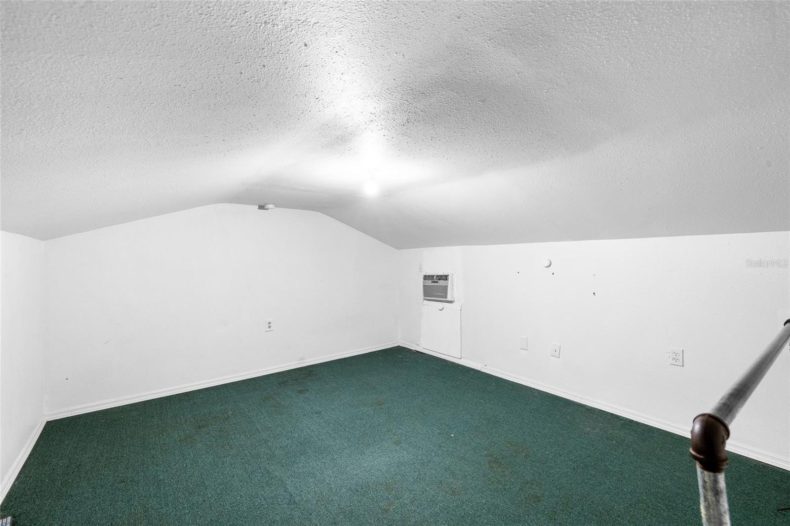 Upstairs Garage bedroom