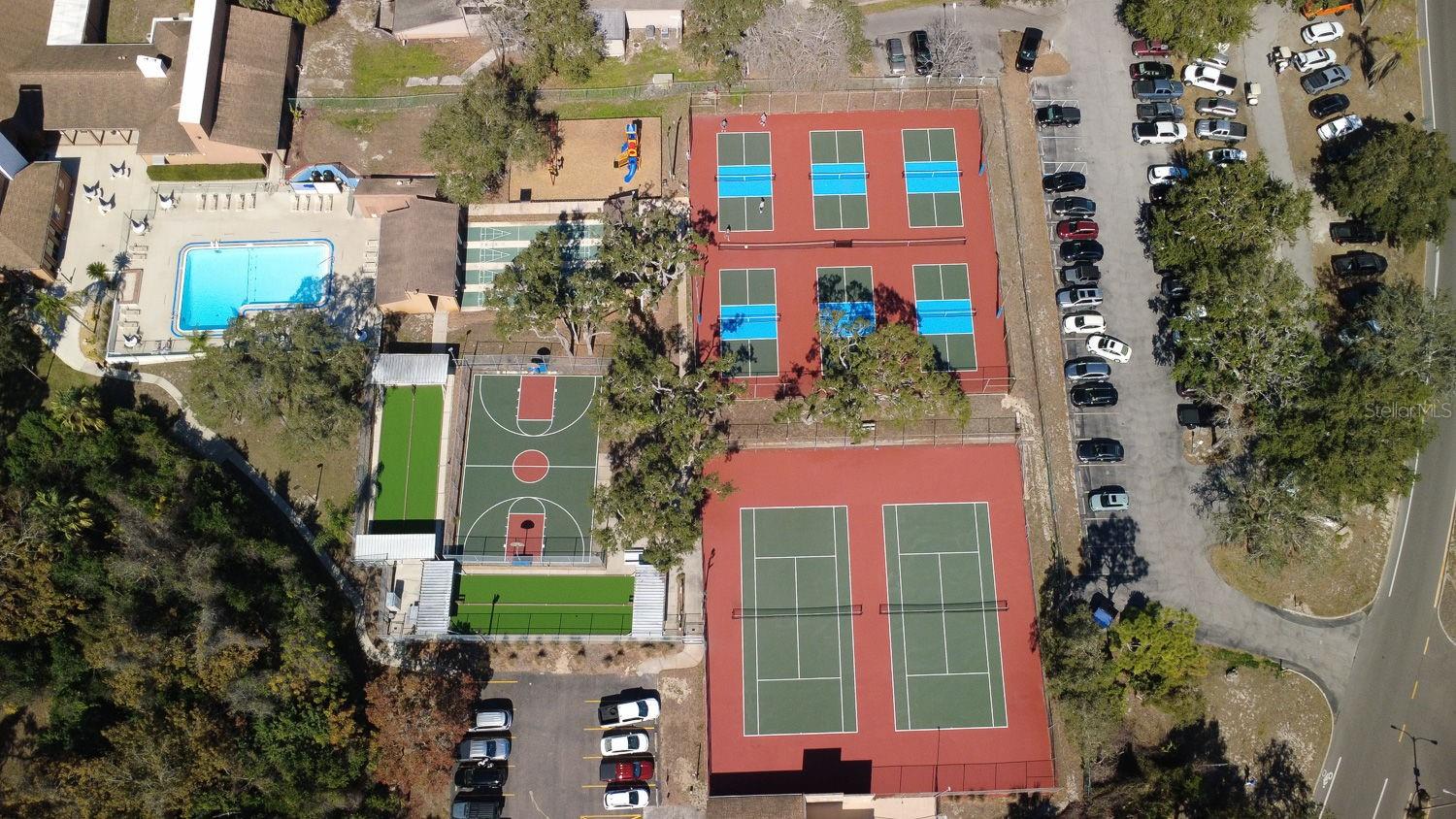 Aerial View of Clubhouse and Amenities