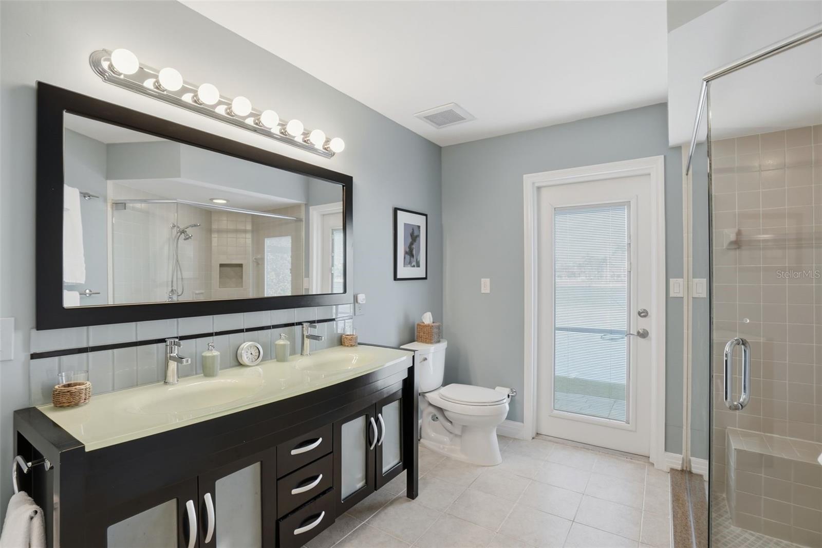 Primary Bath Ensuite w/pool access