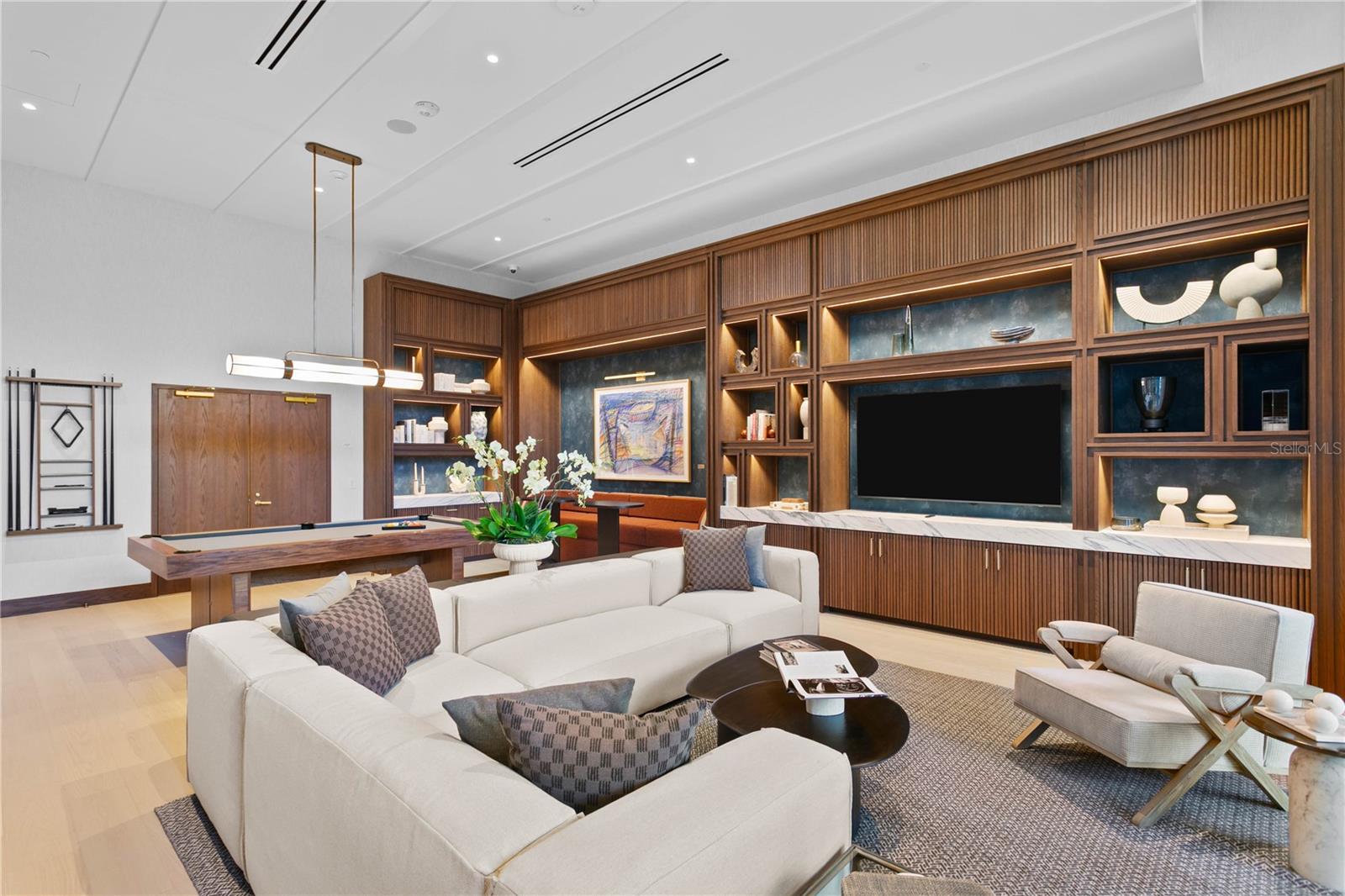 Resident media and billiards lounge