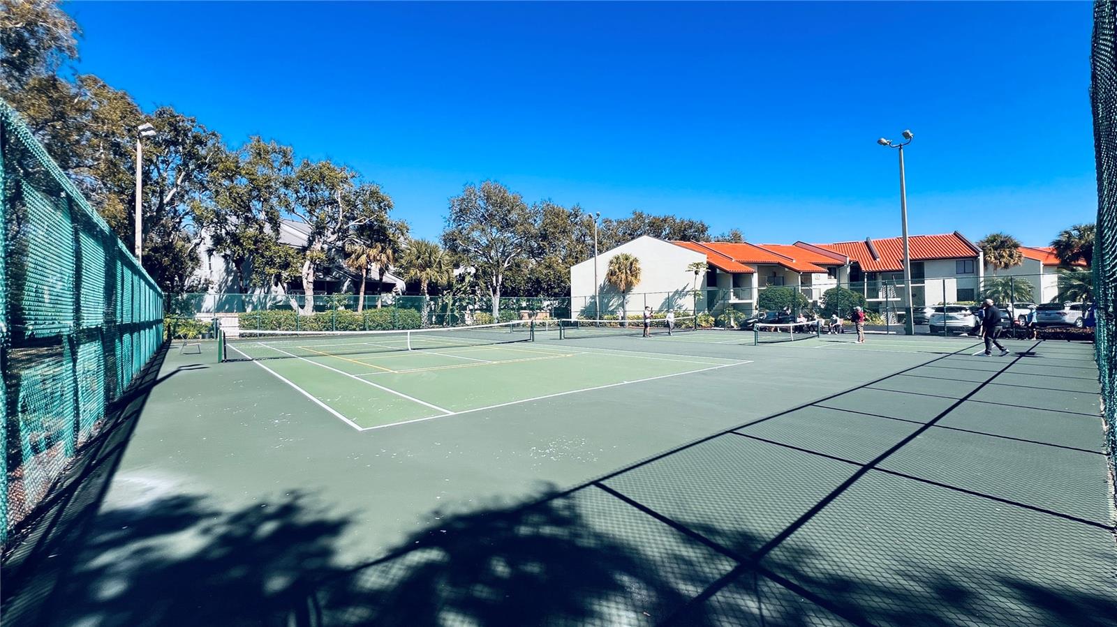 Tennis/pickelball courts