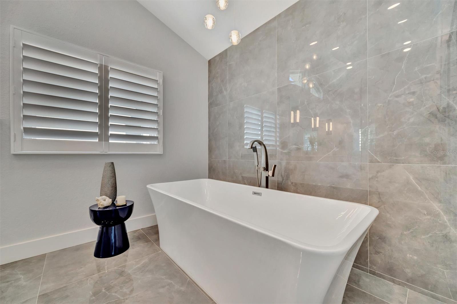 Primary bath soaking tub