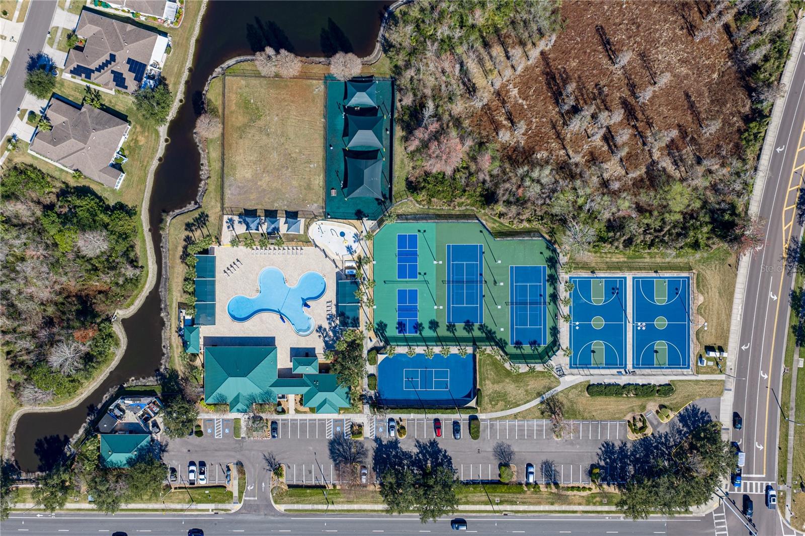 Meadow Pointe II Community Facilities with Fitness, Pool and Sports Courts
