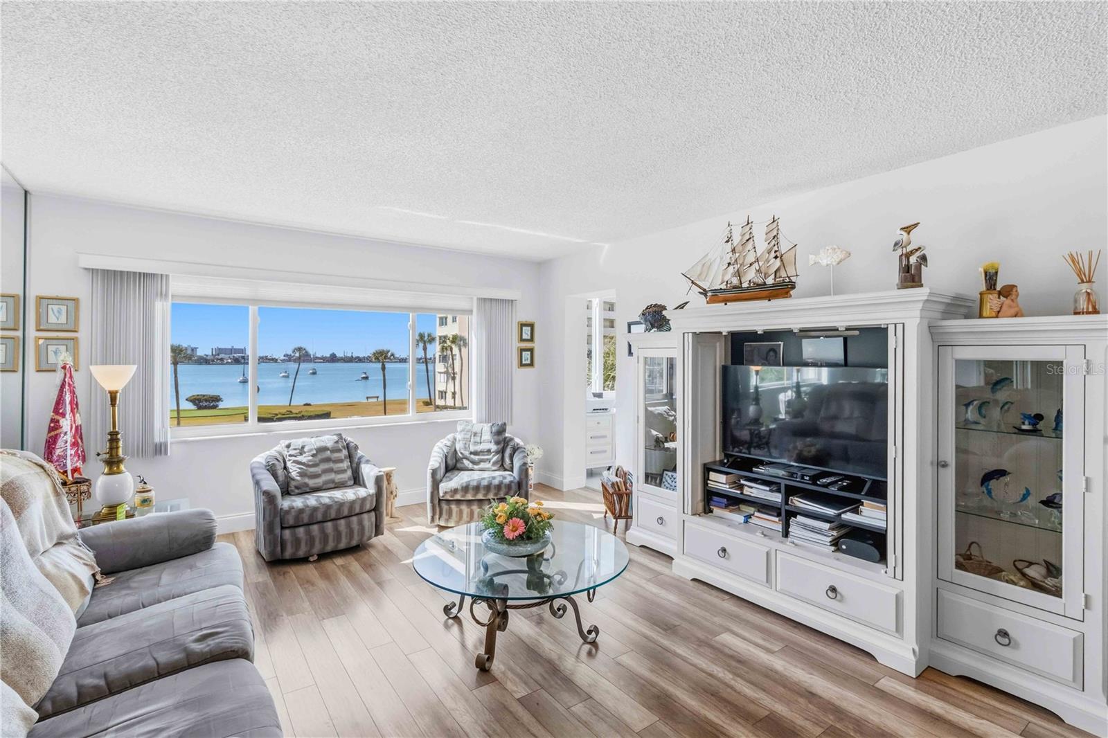 Ready for entertaining!