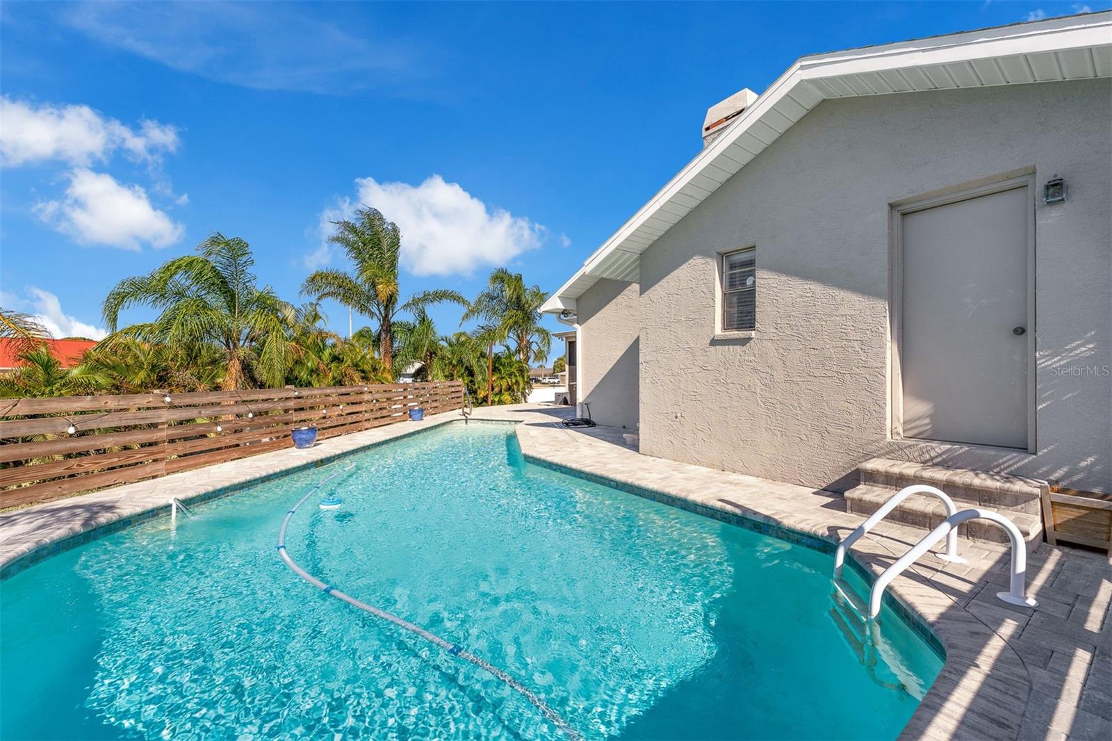 Pool is 6 foot in depth. Size 264.0 - 22 feet in length or diameter