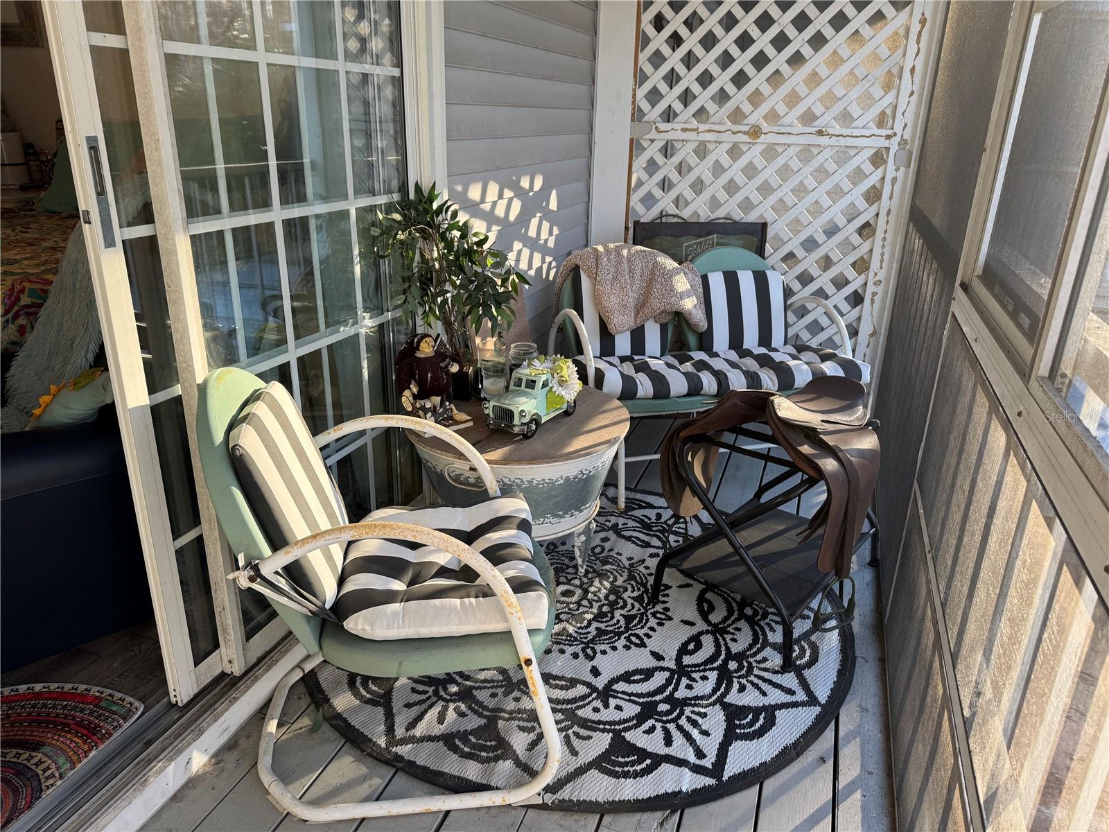 Primary private deck