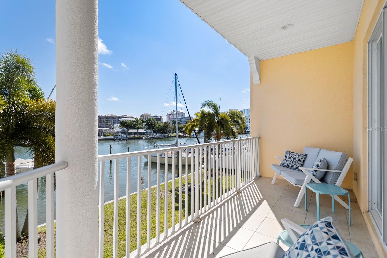 Private Balcony off the Kitchen/Living Room Combo