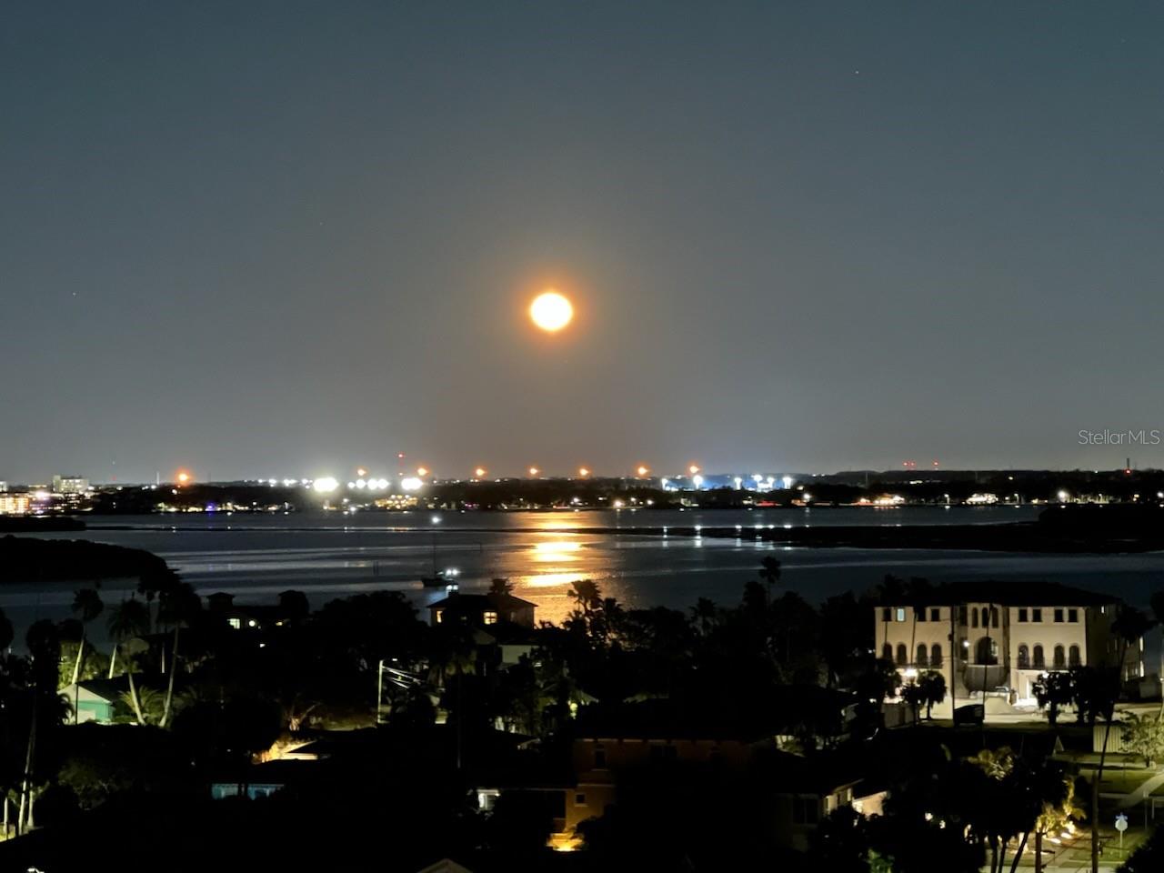 Moon Rise - Start Your Evening Right