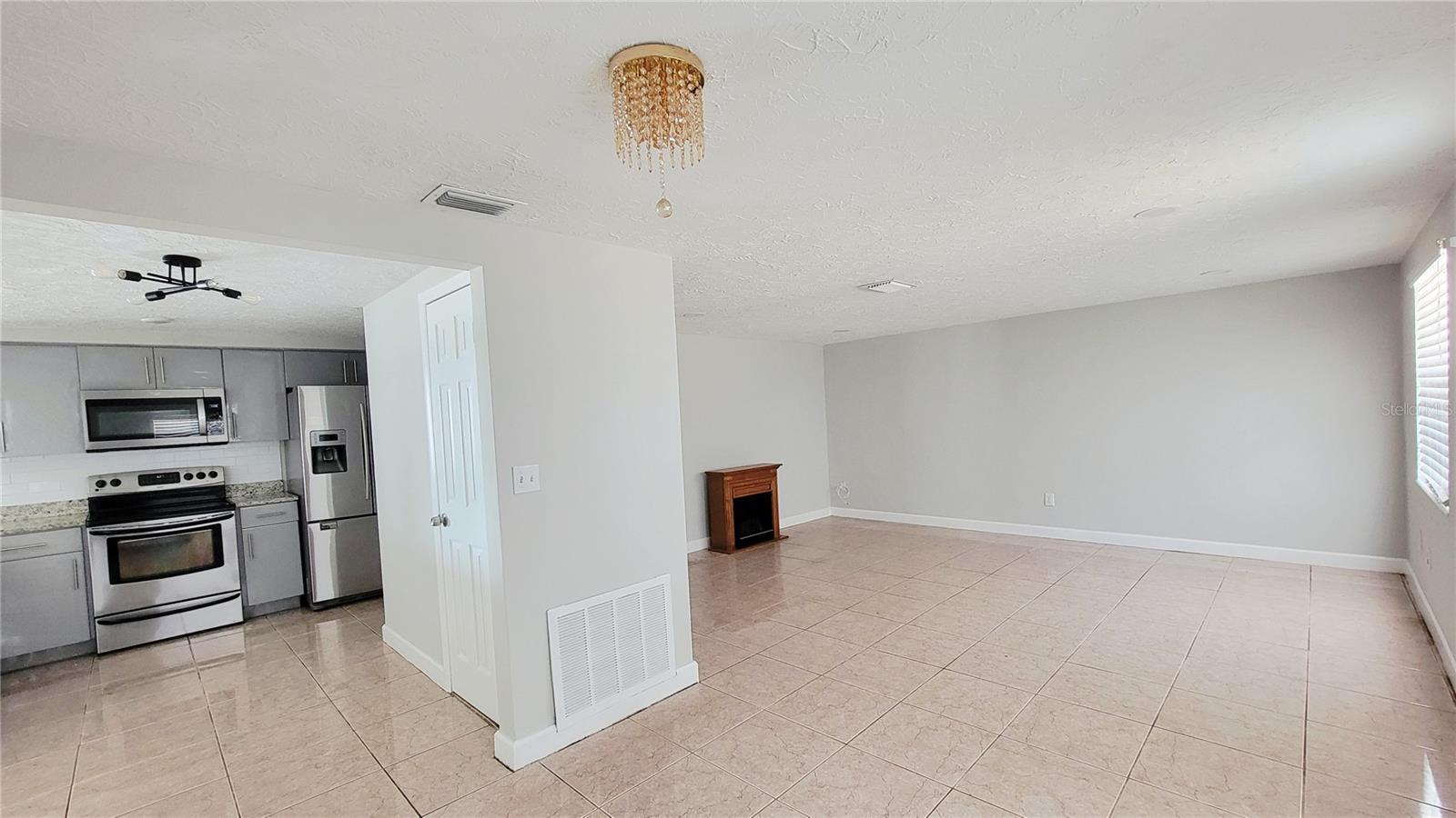 Living room & kitchen