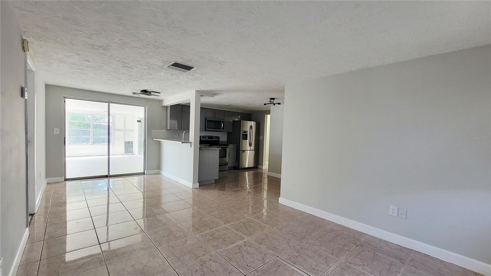 Kitchen, diningroom, Florida room