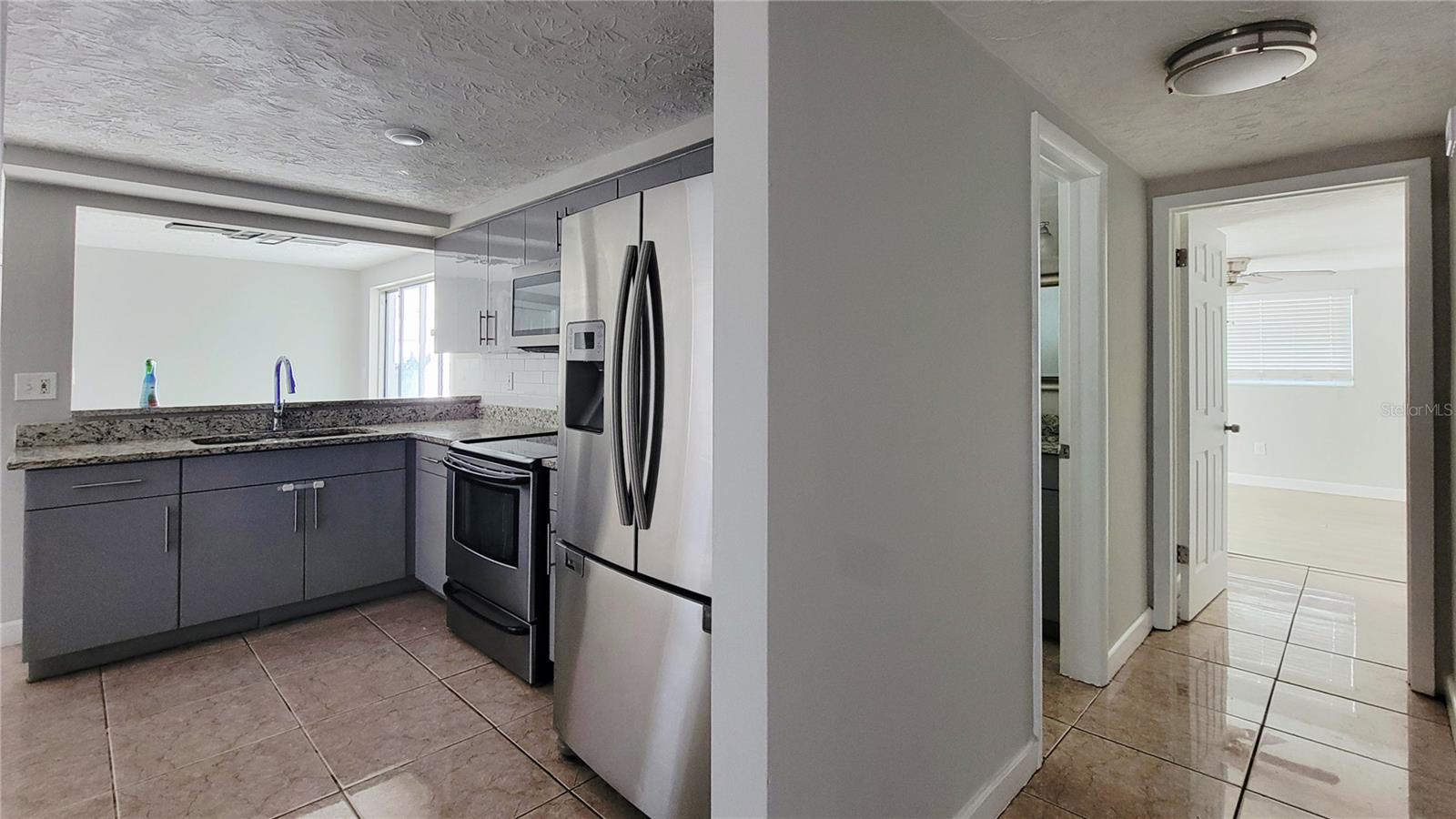 Kitchen & hallway